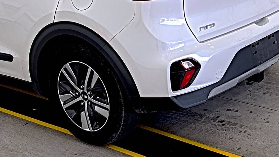 2021 Kia Niro LXS FWD