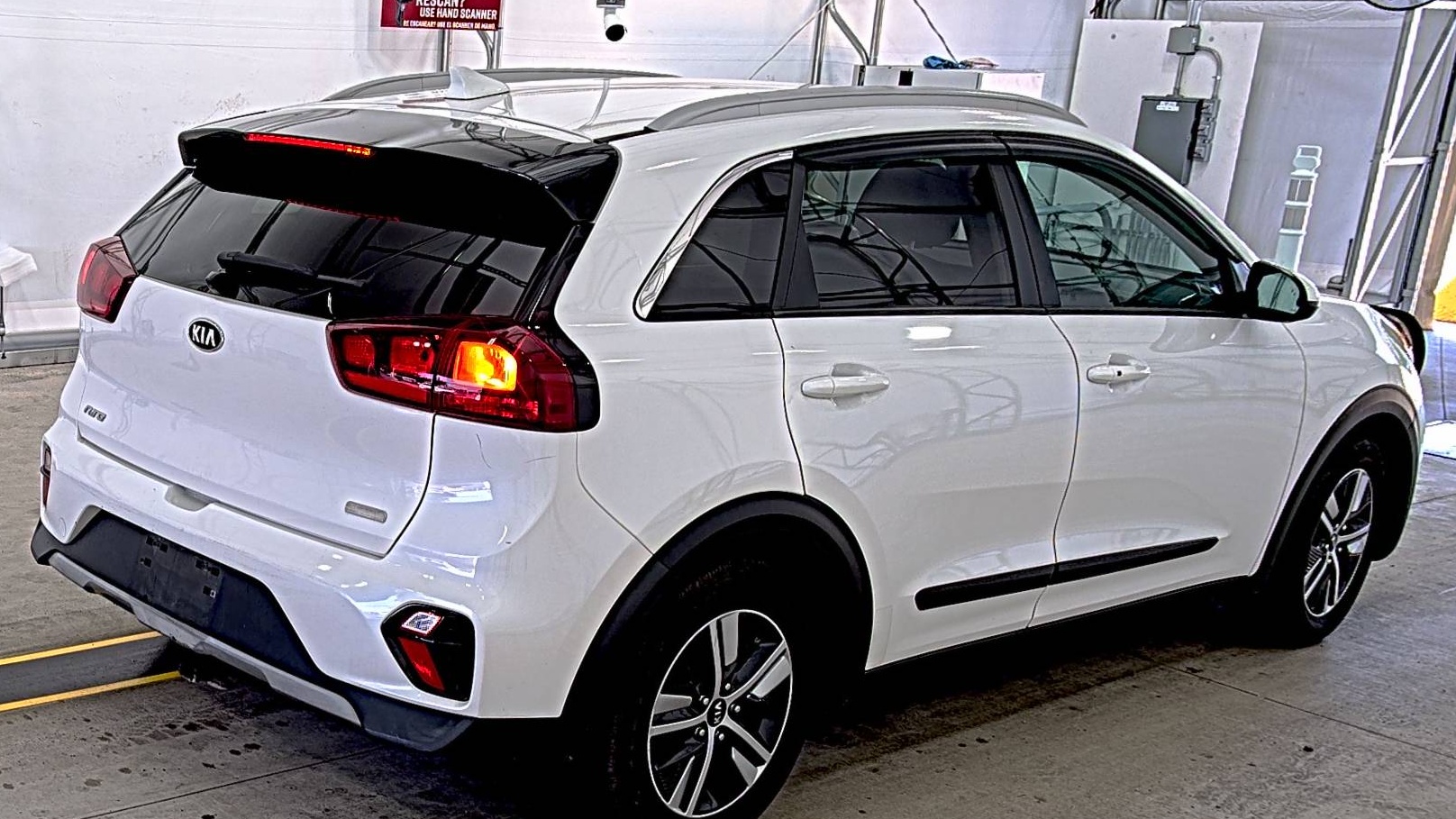 2021 Kia Niro LXS FWD