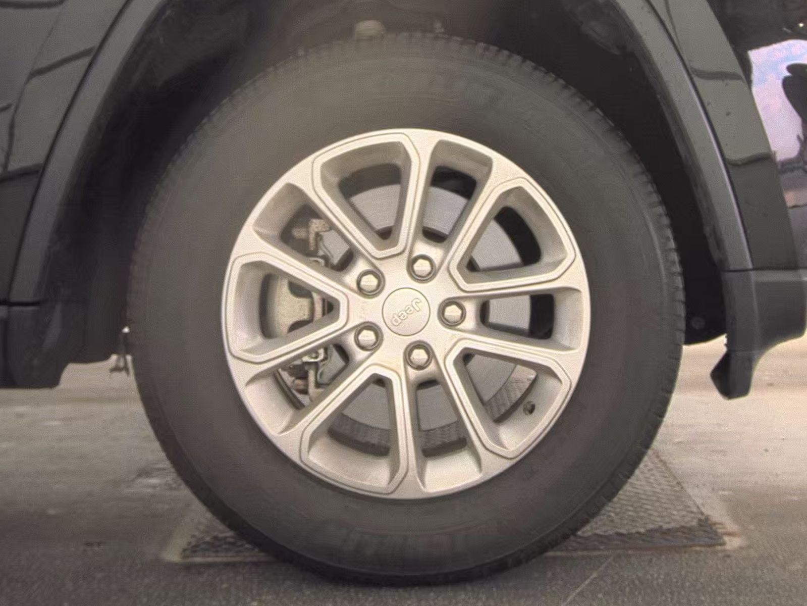 2022 Jeep Grand Cherokee Laredo X AWD