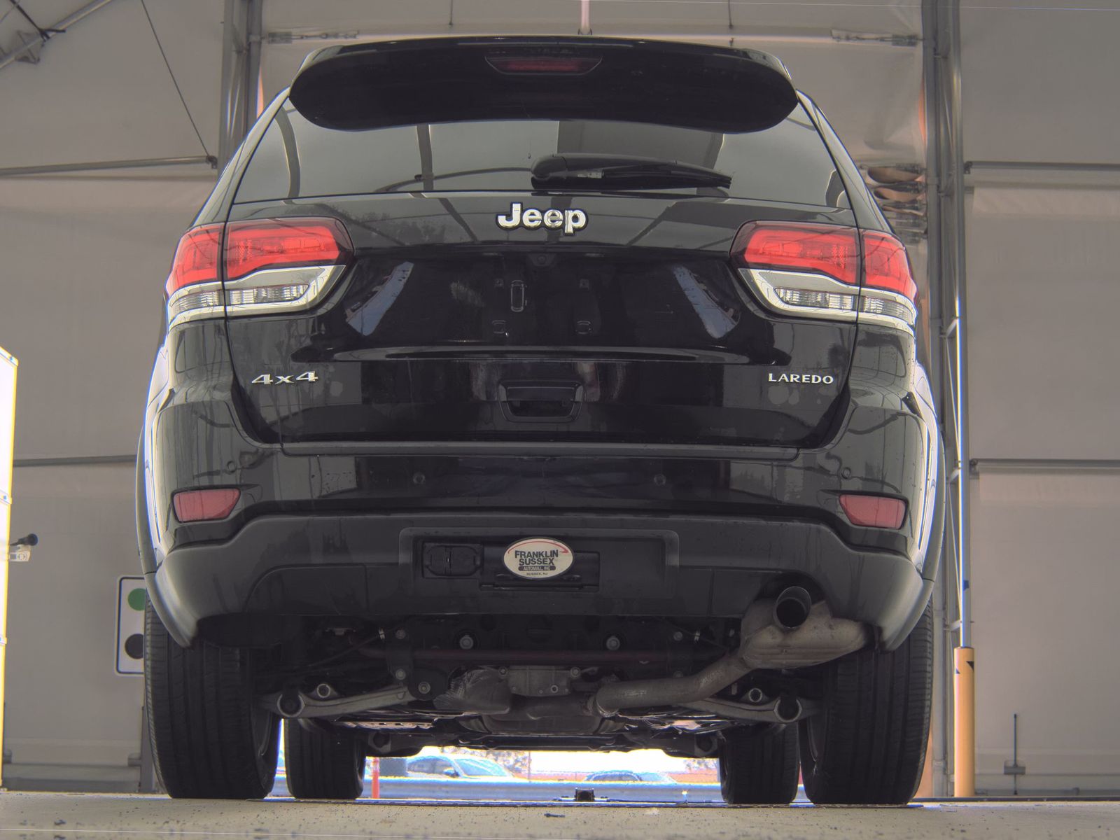 2022 Jeep Grand Cherokee Laredo X AWD