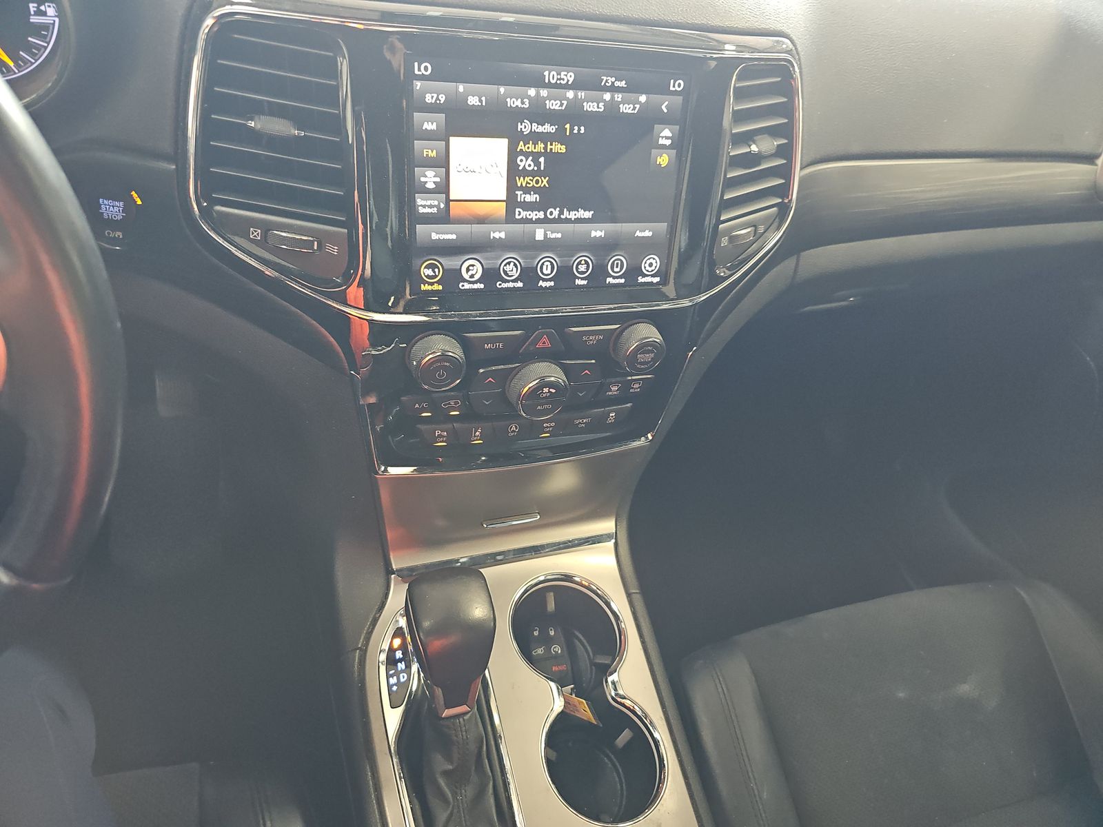 2022 Jeep Grand Cherokee Laredo X AWD