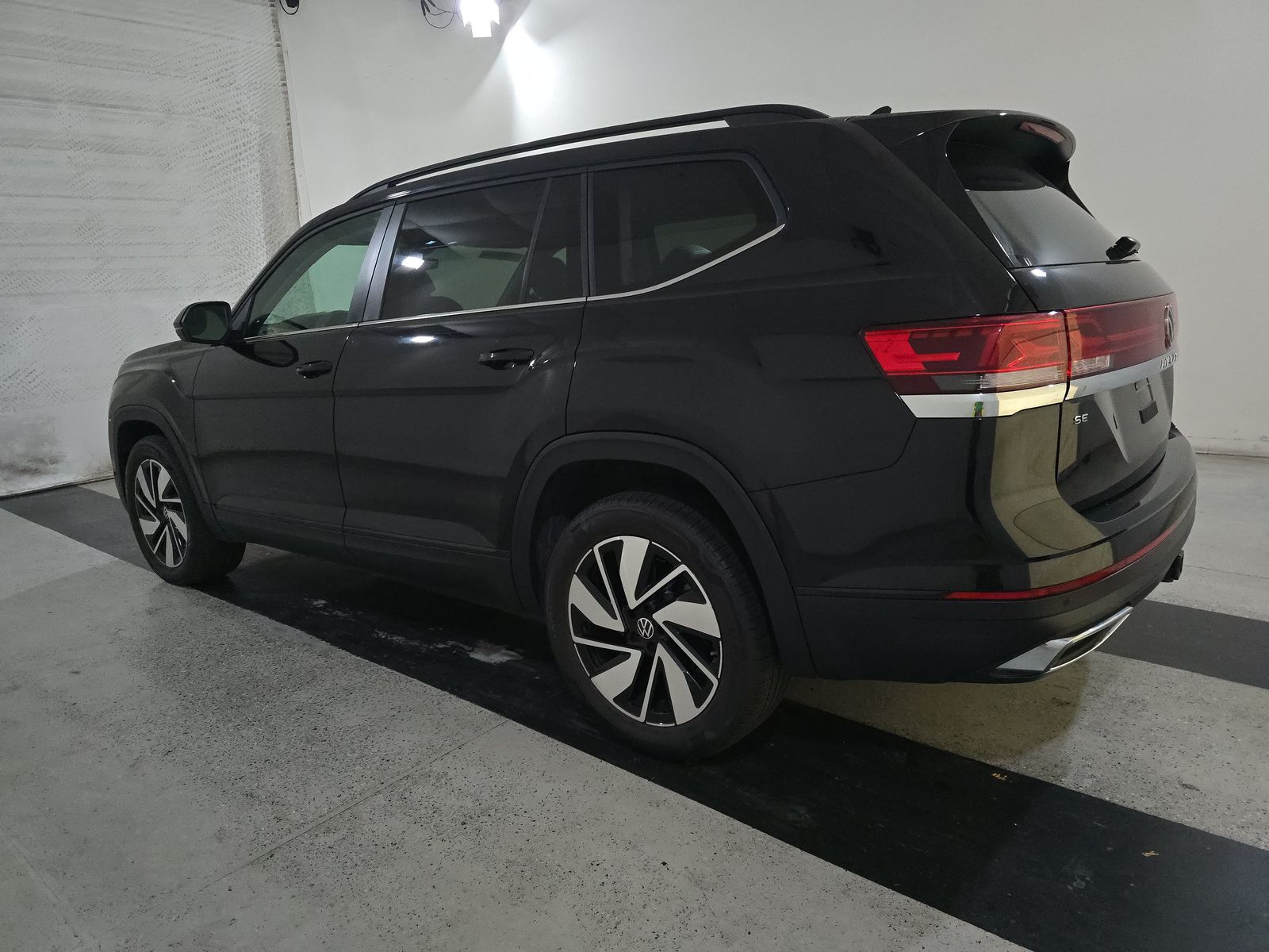 2024 Volkswagen Atlas 2.0T SE AWD