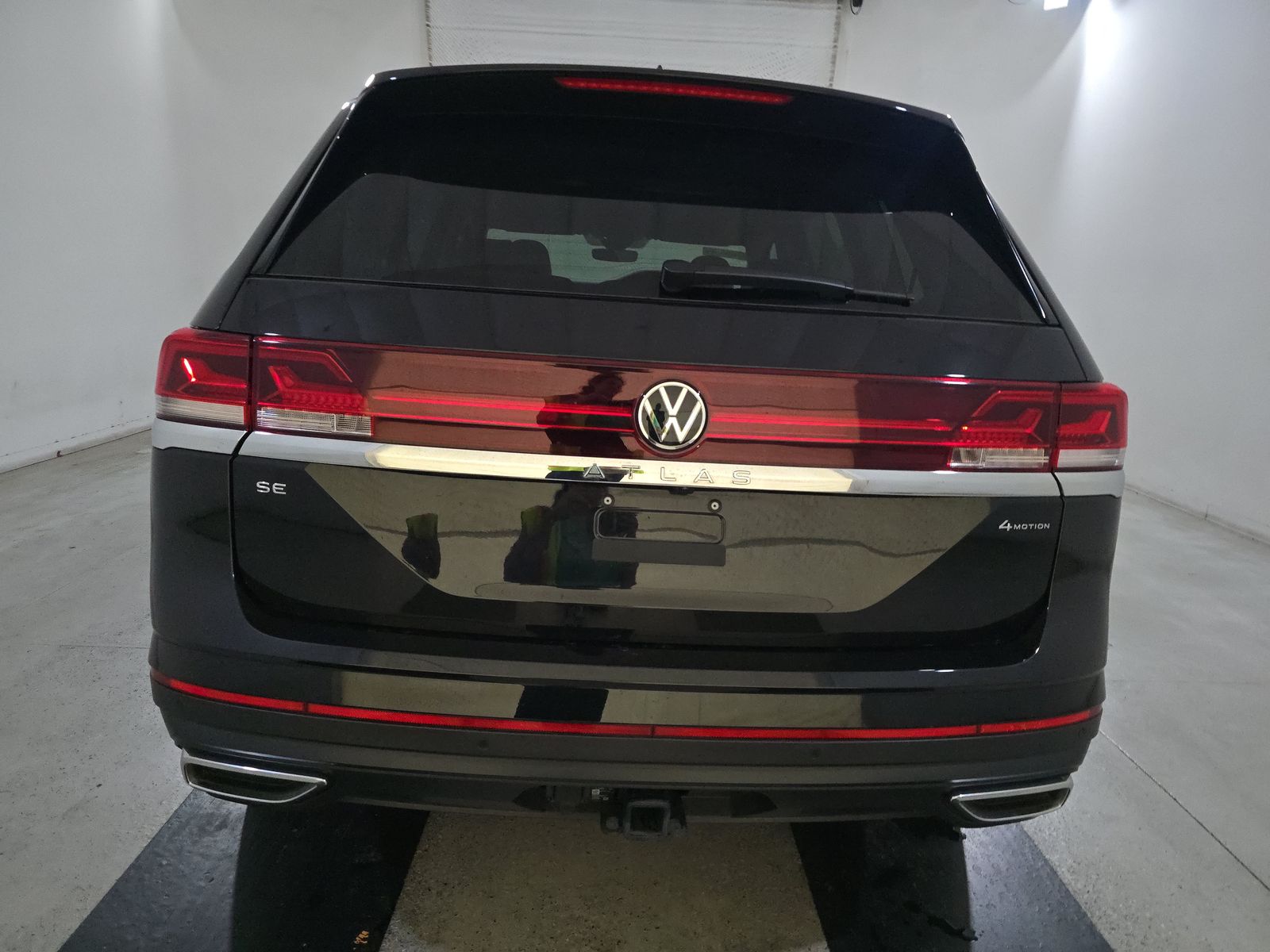 2024 Volkswagen Atlas 2.0T SE AWD