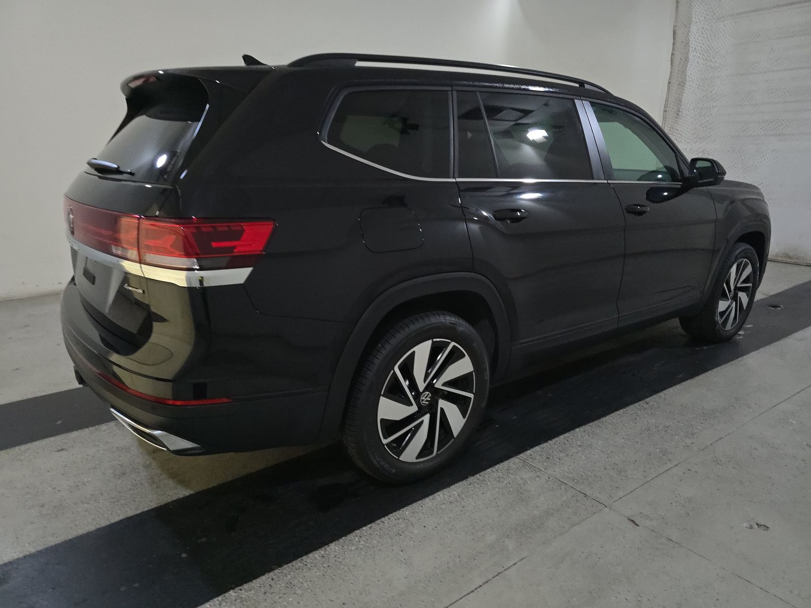 2024 Volkswagen Atlas 2.0T SE AWD