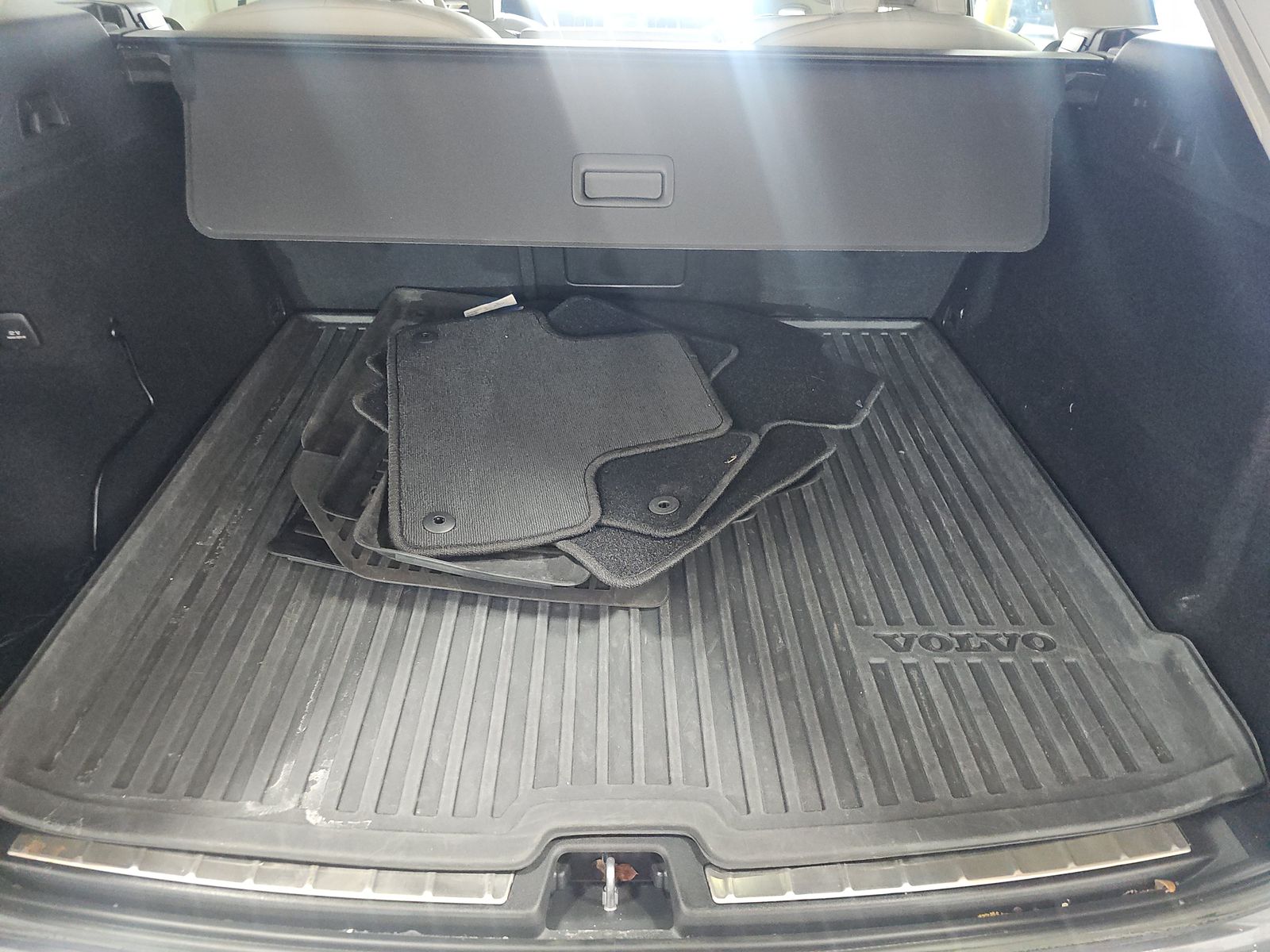 2022 Volvo XC60 B6 Inscription AWD