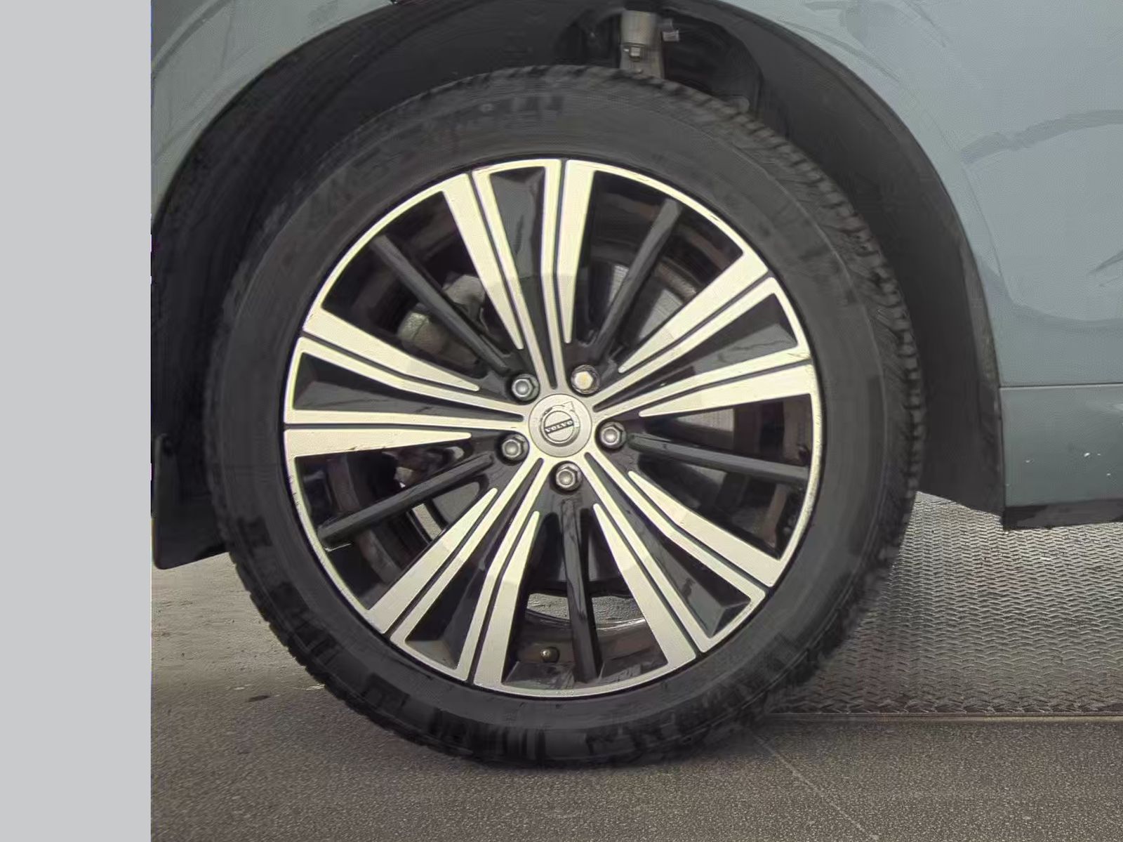 2022 Volvo XC60 B6 Inscription AWD