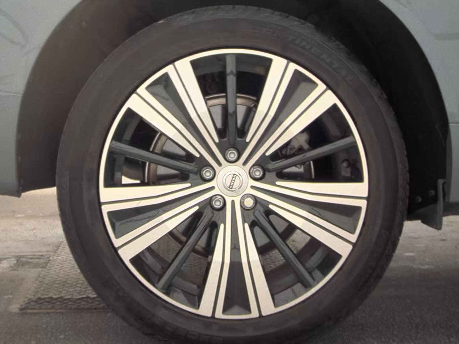 2022 Volvo XC60 B6 Inscription AWD