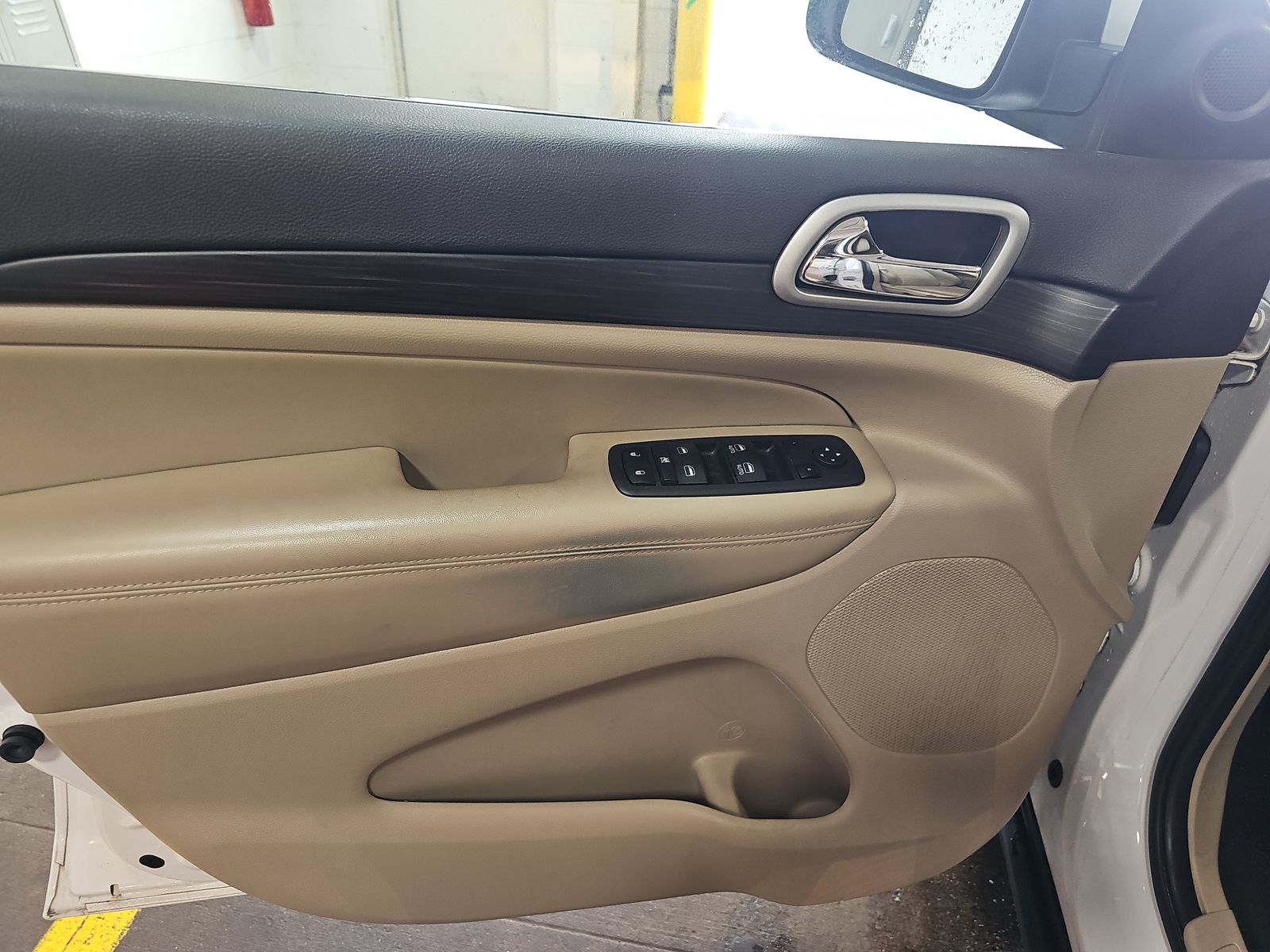 2022 Jeep Grand Cherokee Laredo E AWD