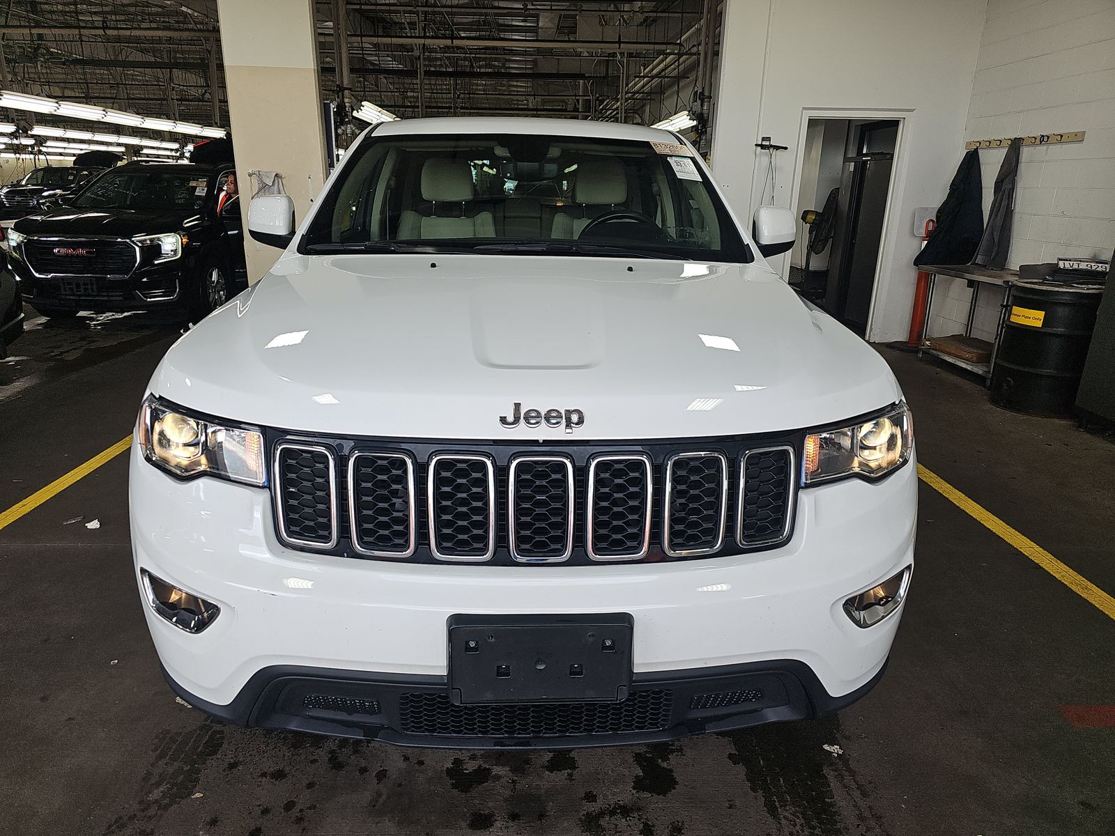 2022 Jeep Grand Cherokee Laredo E AWD