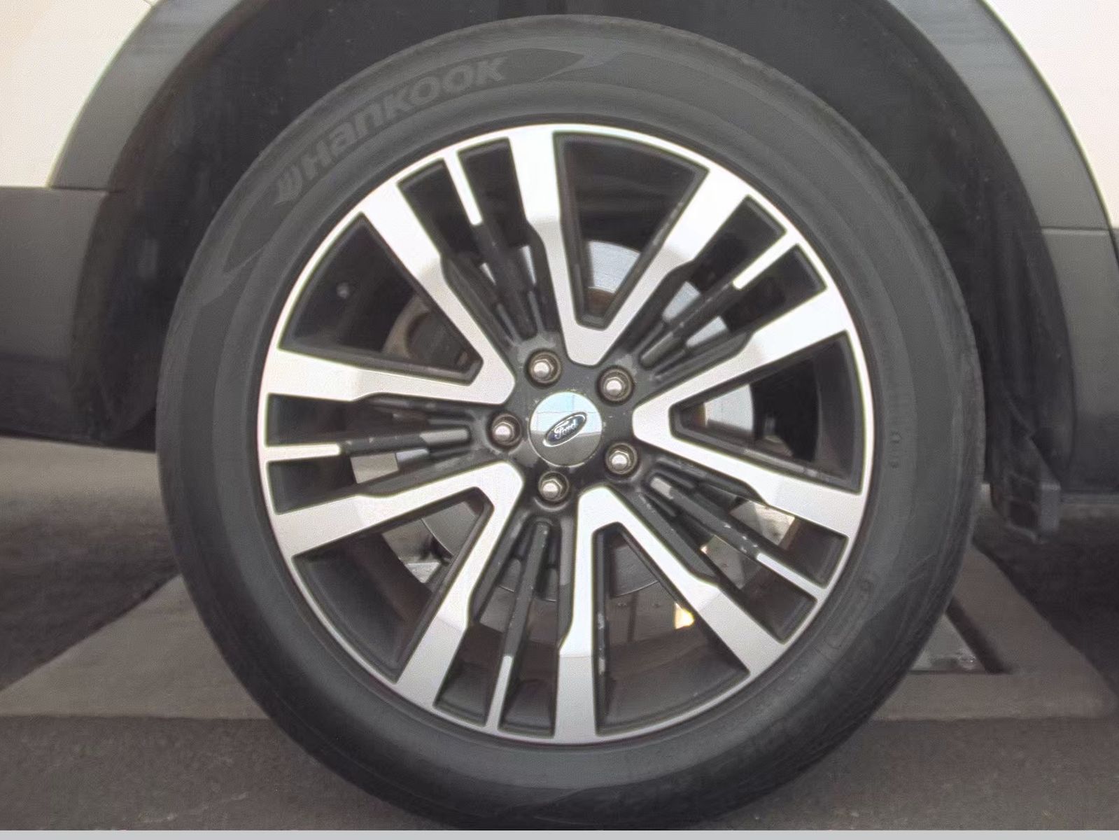 2016 Ford Explorer Platinum AWD