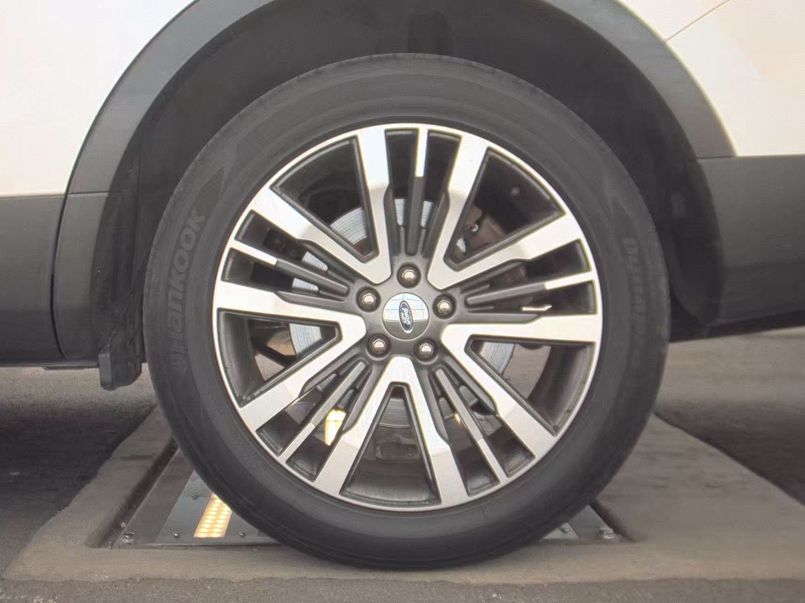 2016 Ford Explorer Platinum AWD