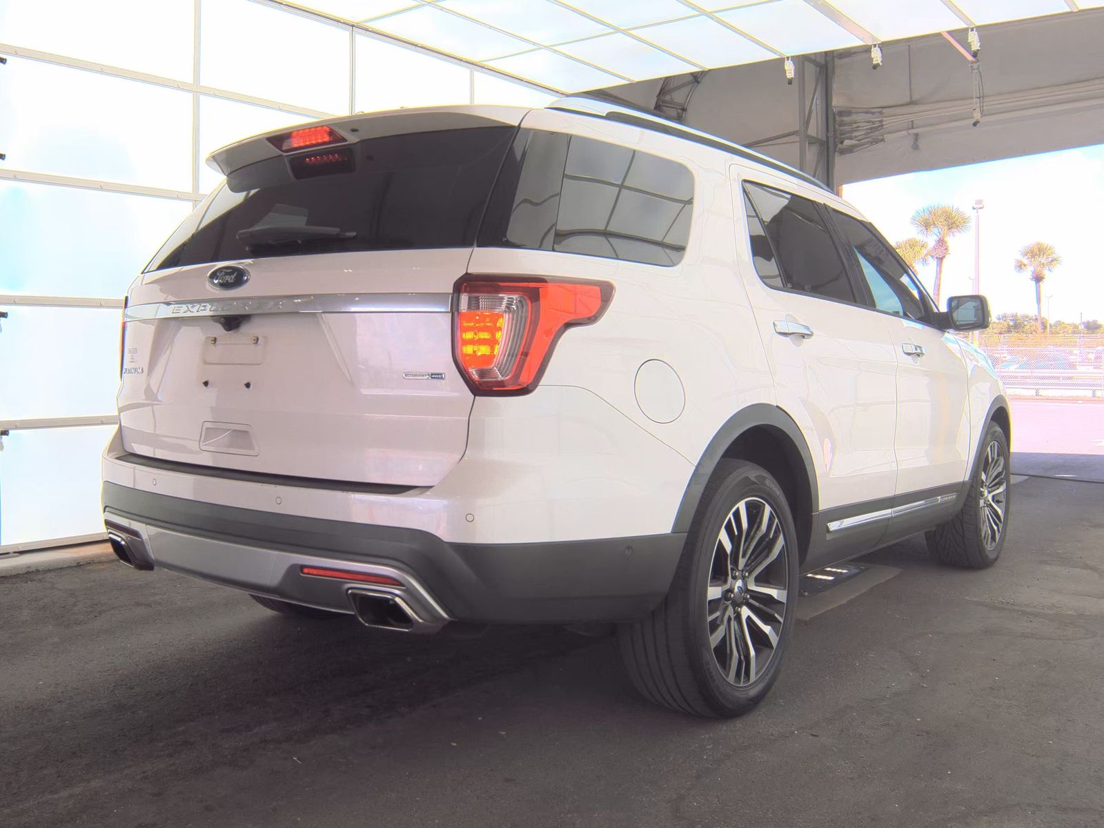 2016 Ford Explorer Platinum AWD