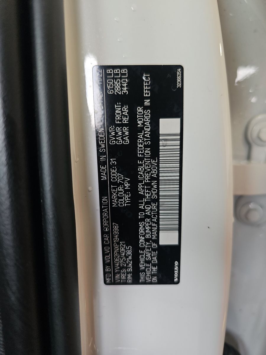 2023 Volvo XC90 B6 Plus AWD