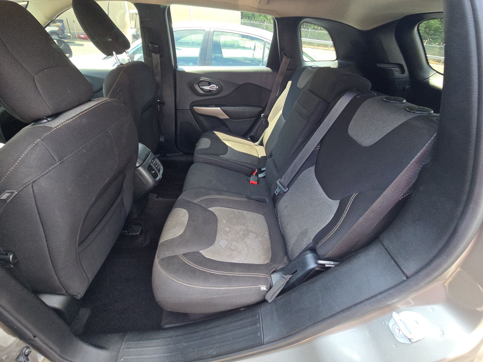 2017 Jeep Cherokee Sport FWD