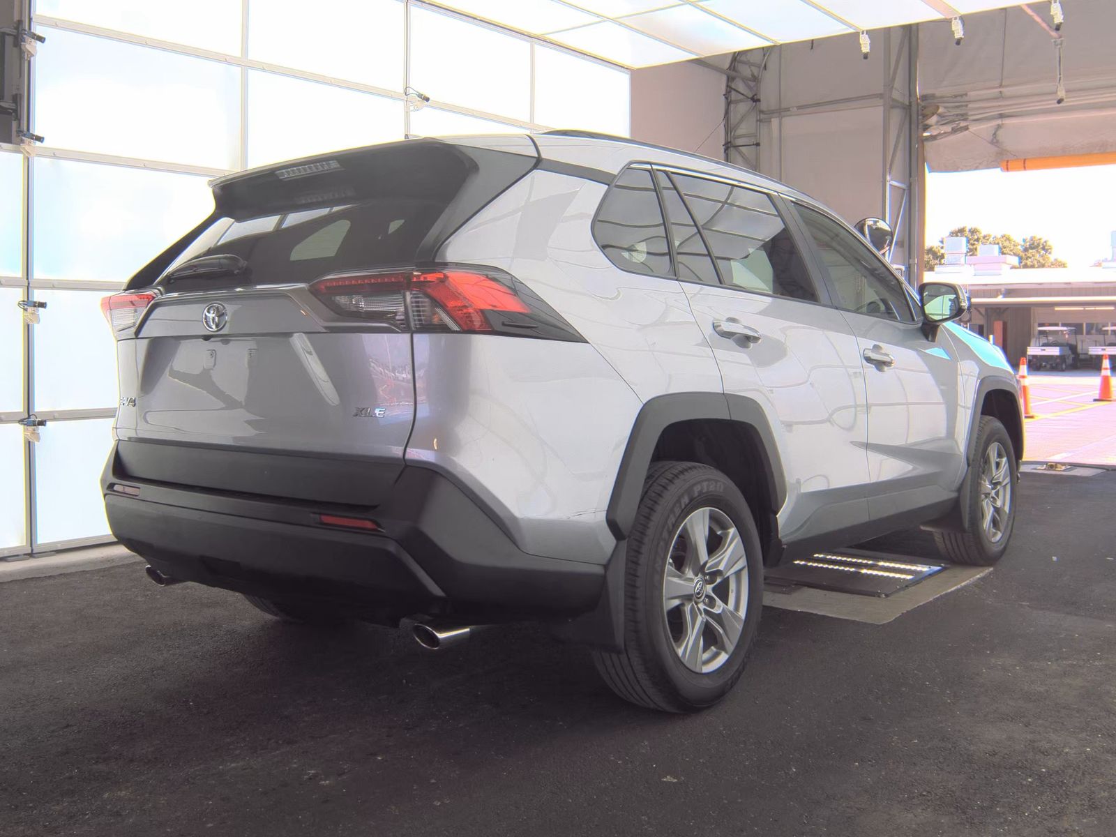 2024 Toyota RAV4 XLE FWD