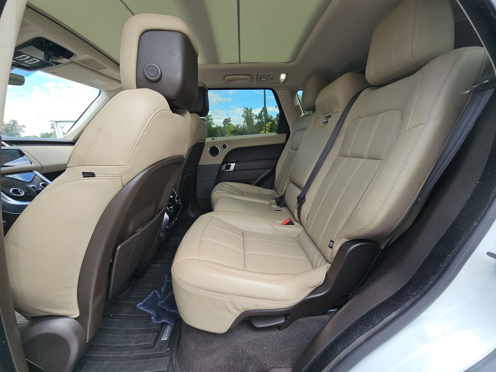 2021 Land Rover Range Rover Sport HSE Silver Edition AWD