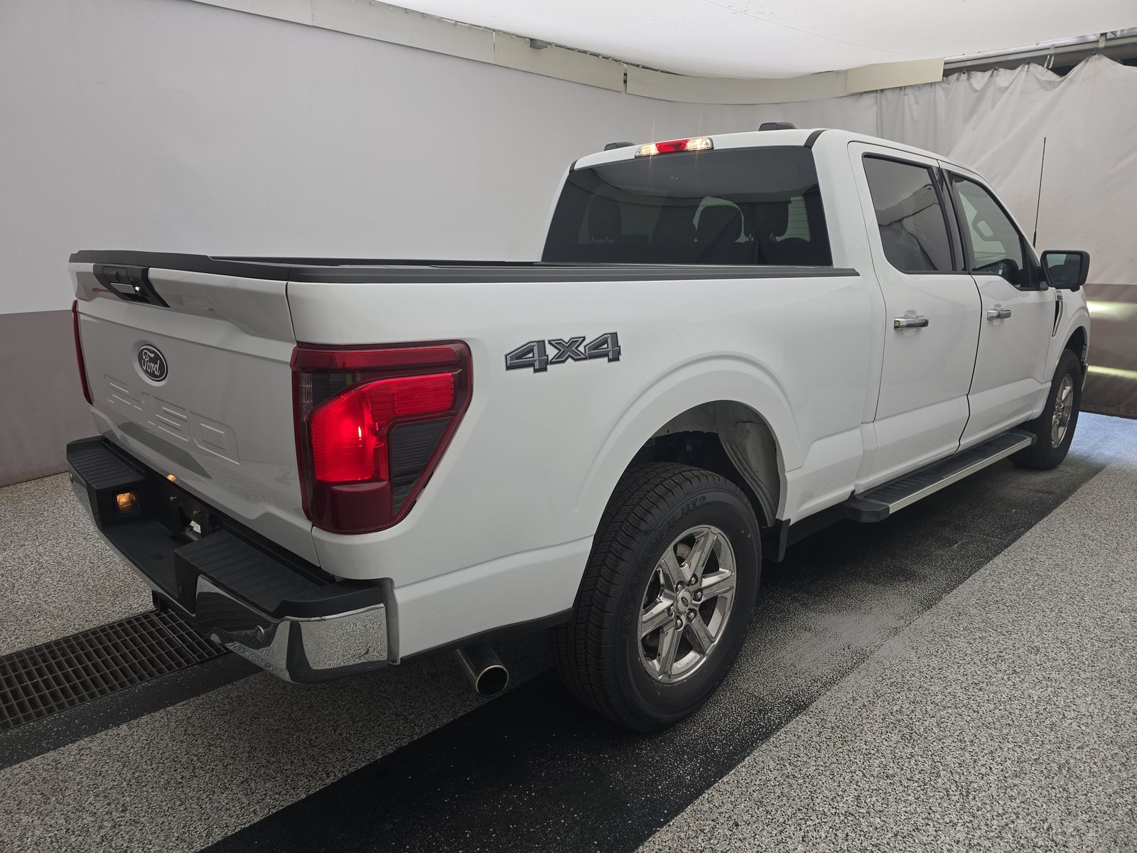 2024 Ford F-150 XLT AWD