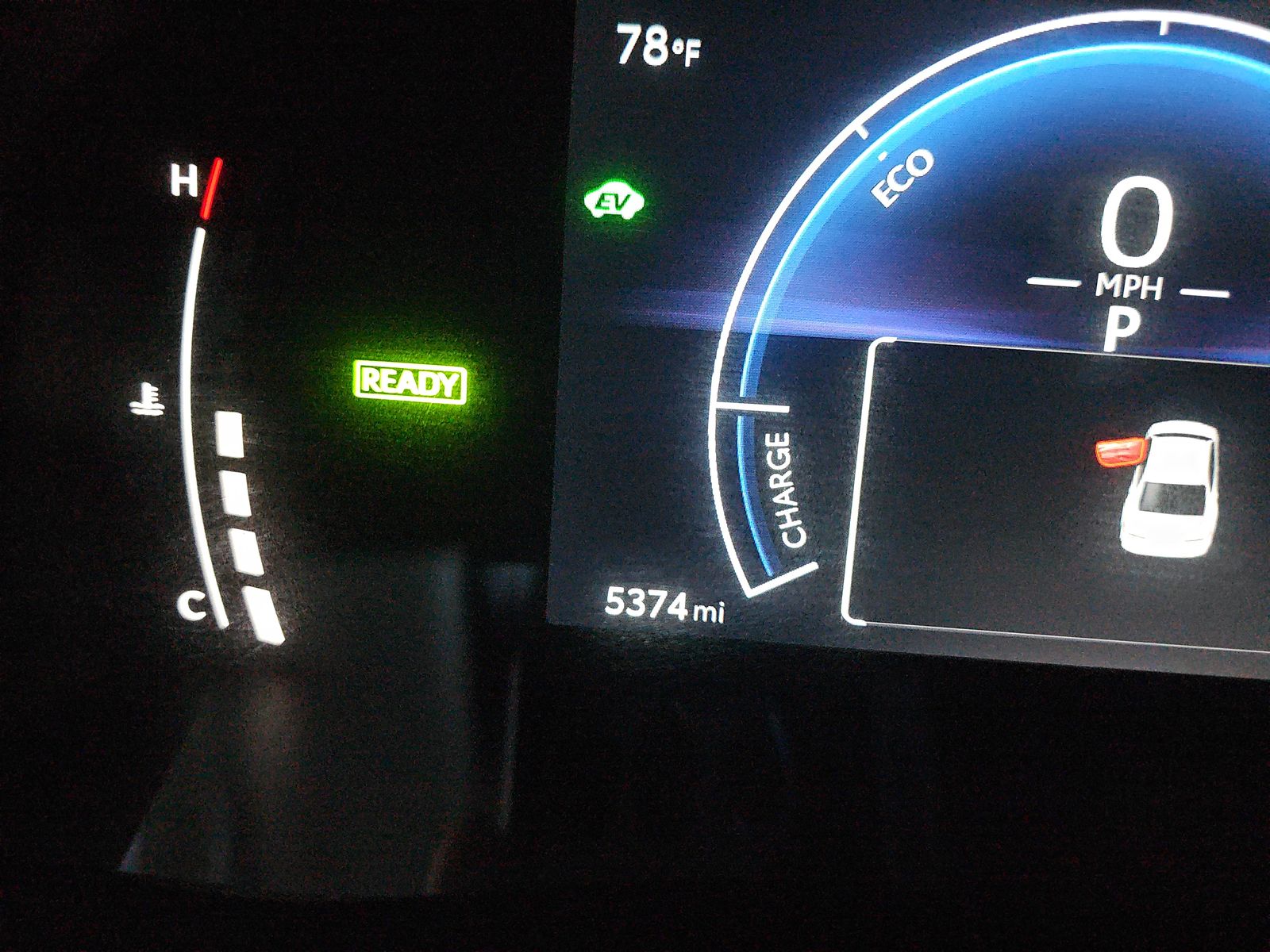 2025 Toyota Camry LE FWD