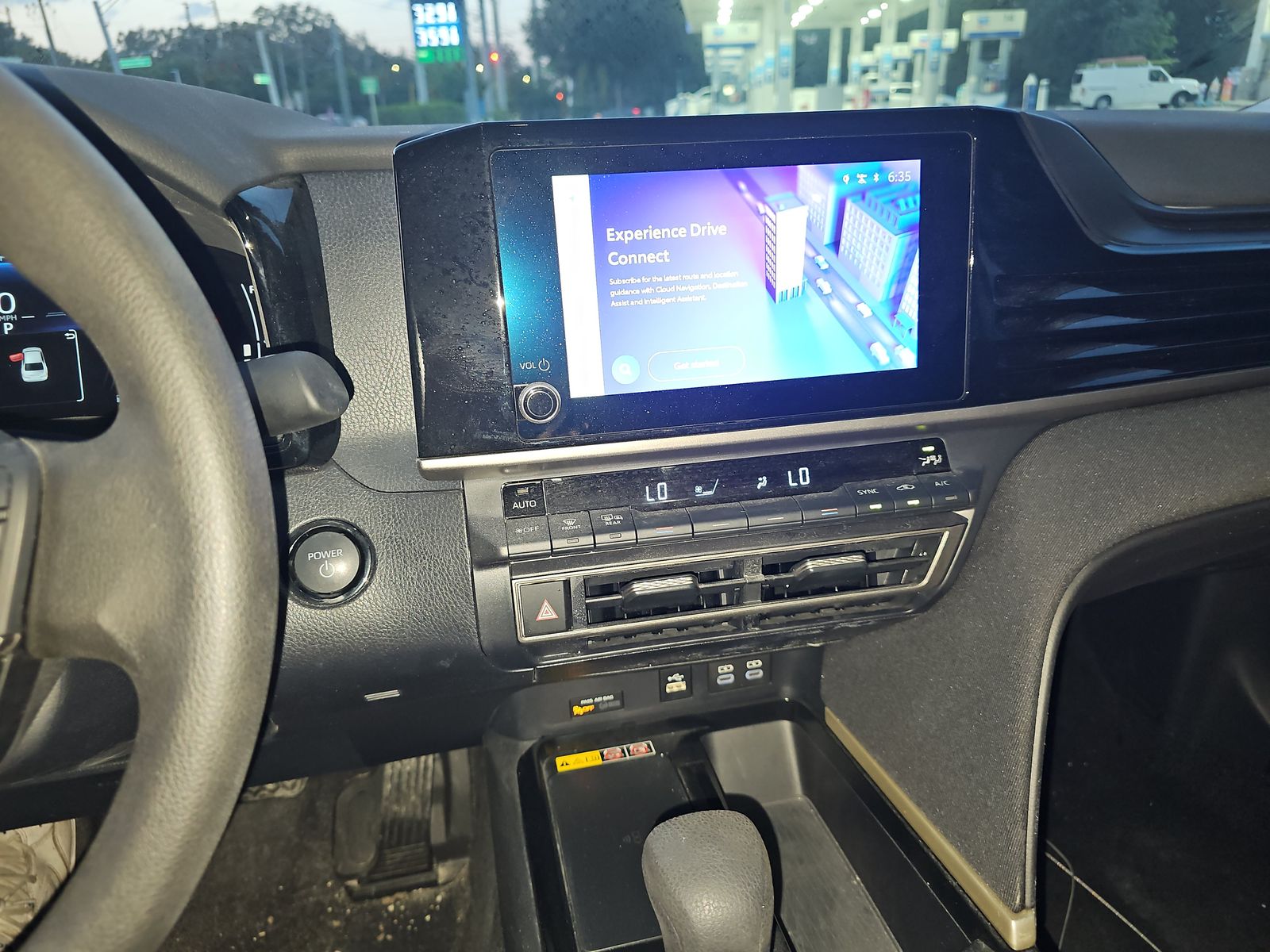 2025 Toyota Camry LE FWD