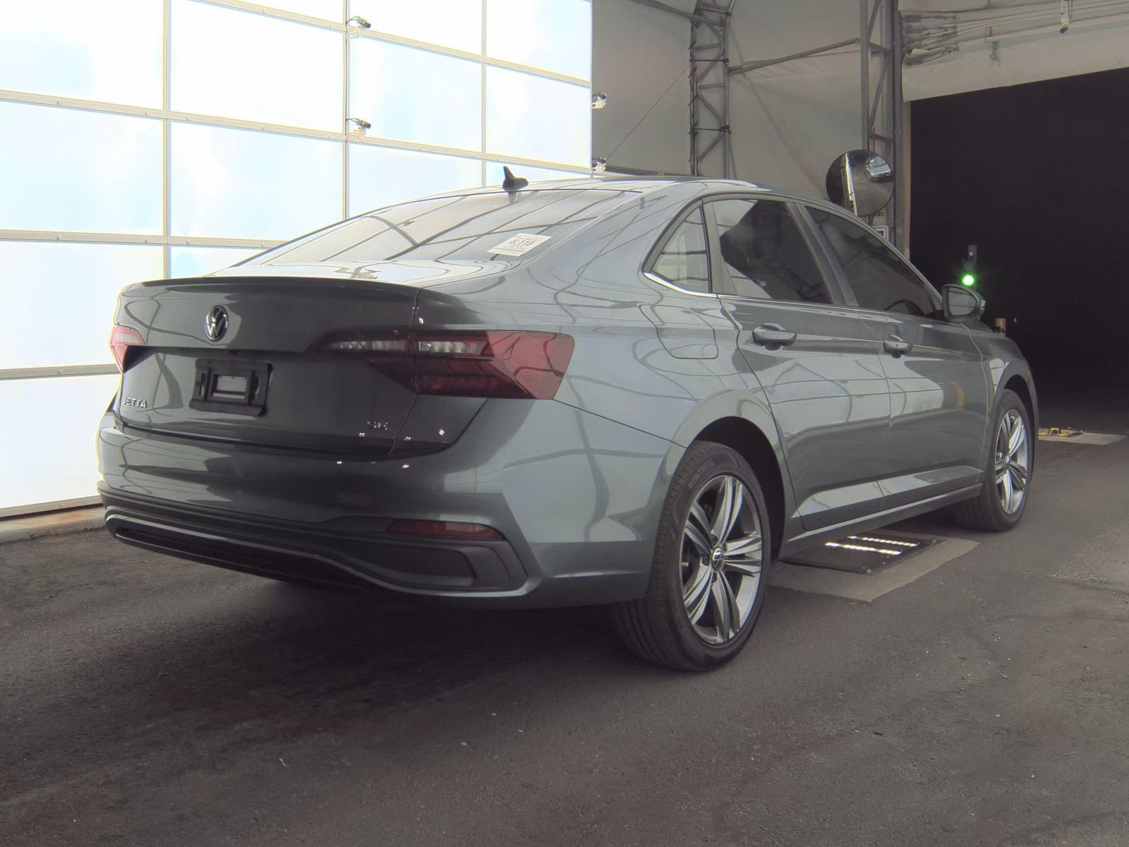2022 Volkswagen Jetta 1.5T SE FWD