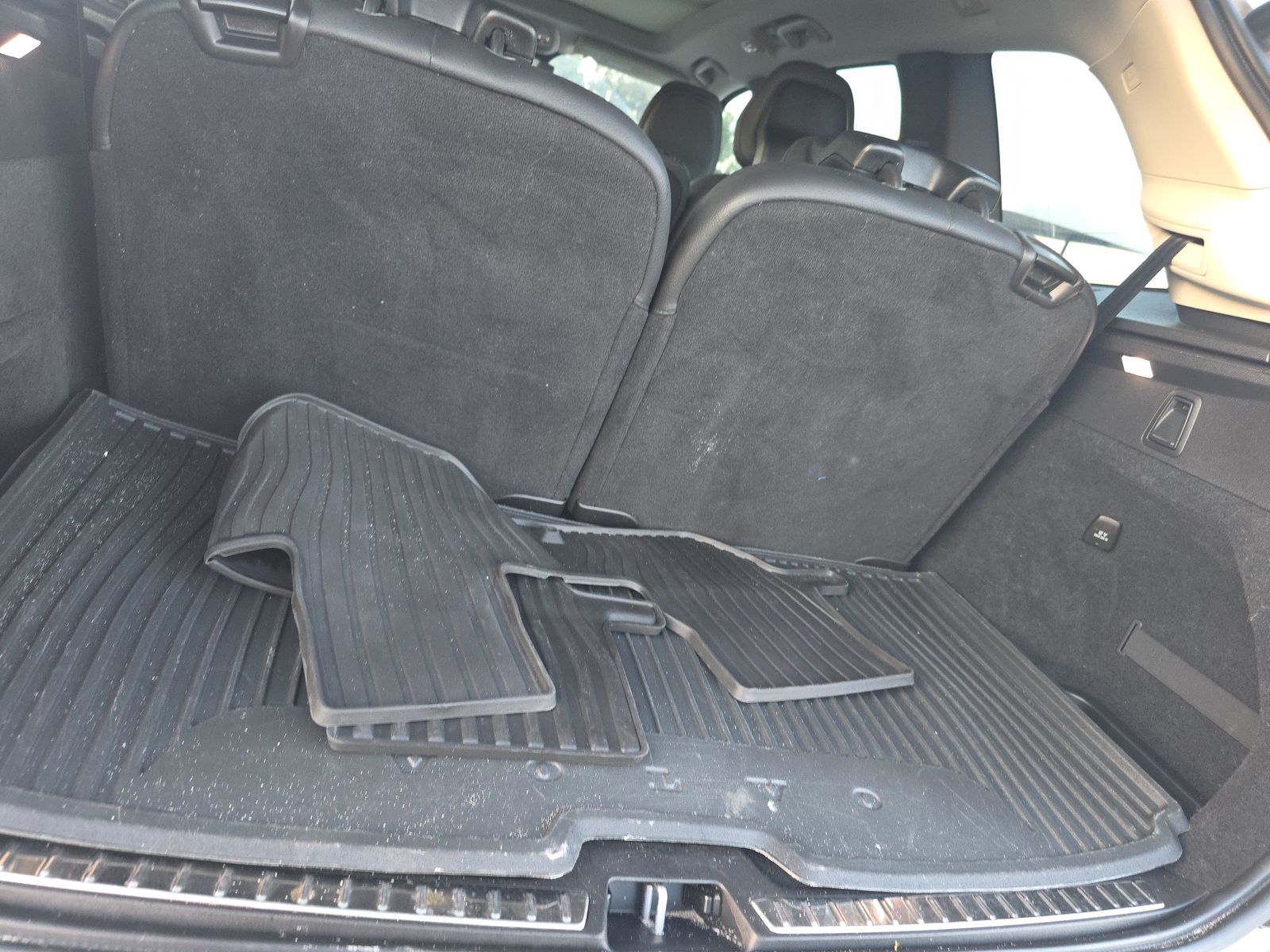 2024 Volvo XC90 B6 Plus AWD