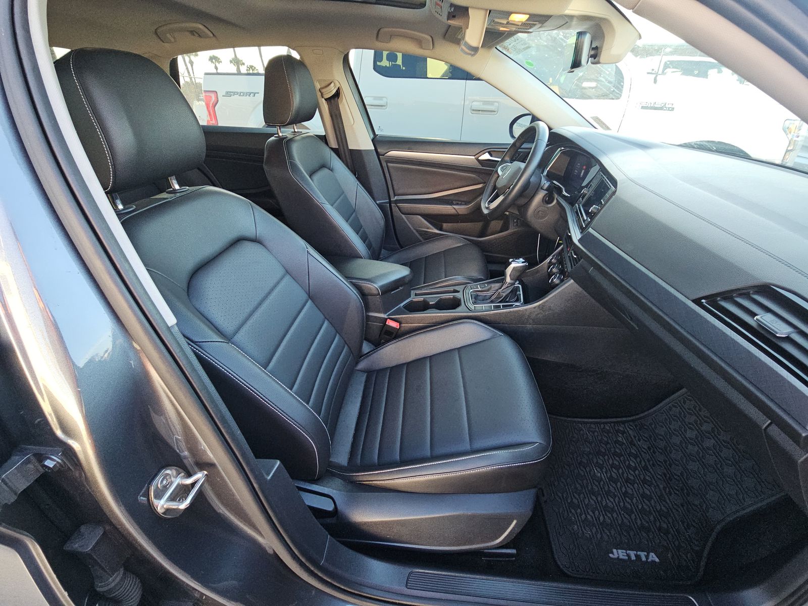 2022 Volkswagen Jetta 1.5T SE FWD