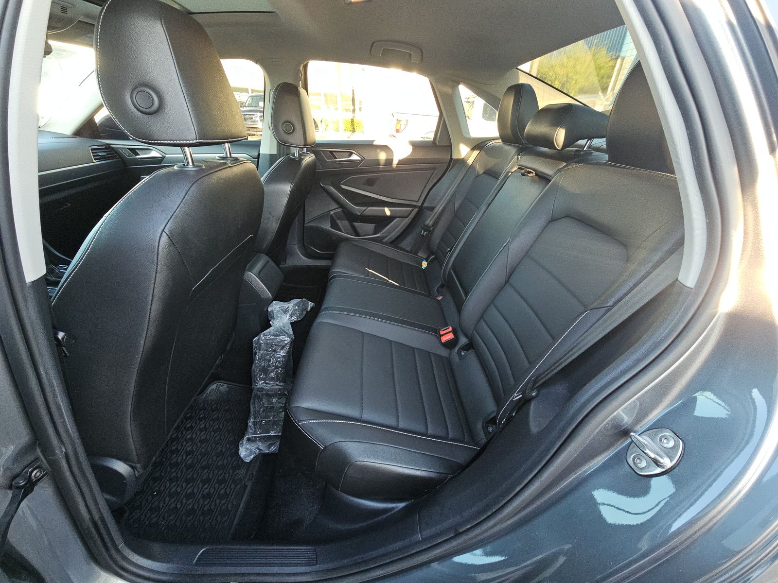 2022 Volkswagen Jetta 1.5T SE FWD