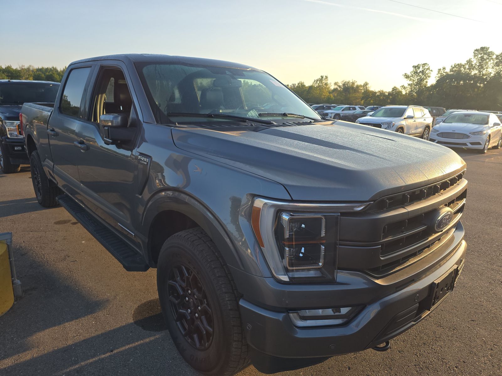 2022 Ford F-150 Hybrid Lariat AWD