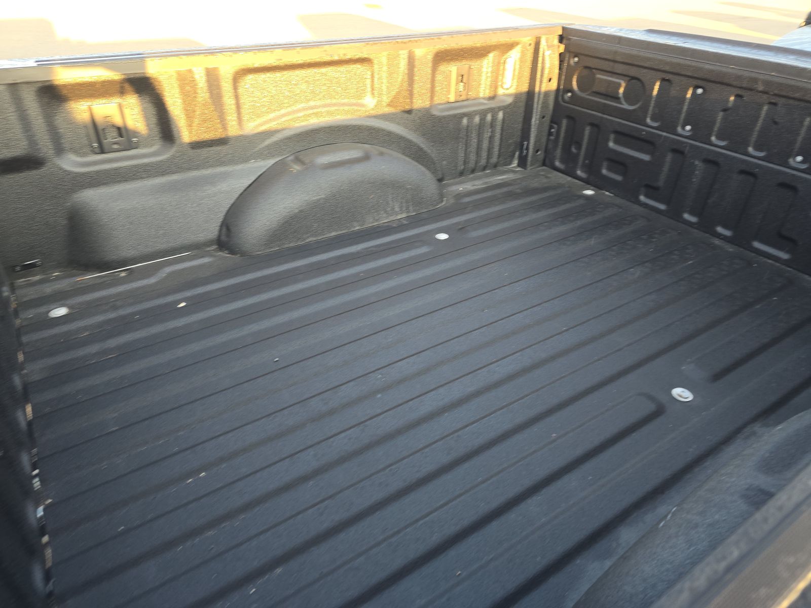 2022 Ford F-150 Hybrid Lariat AWD