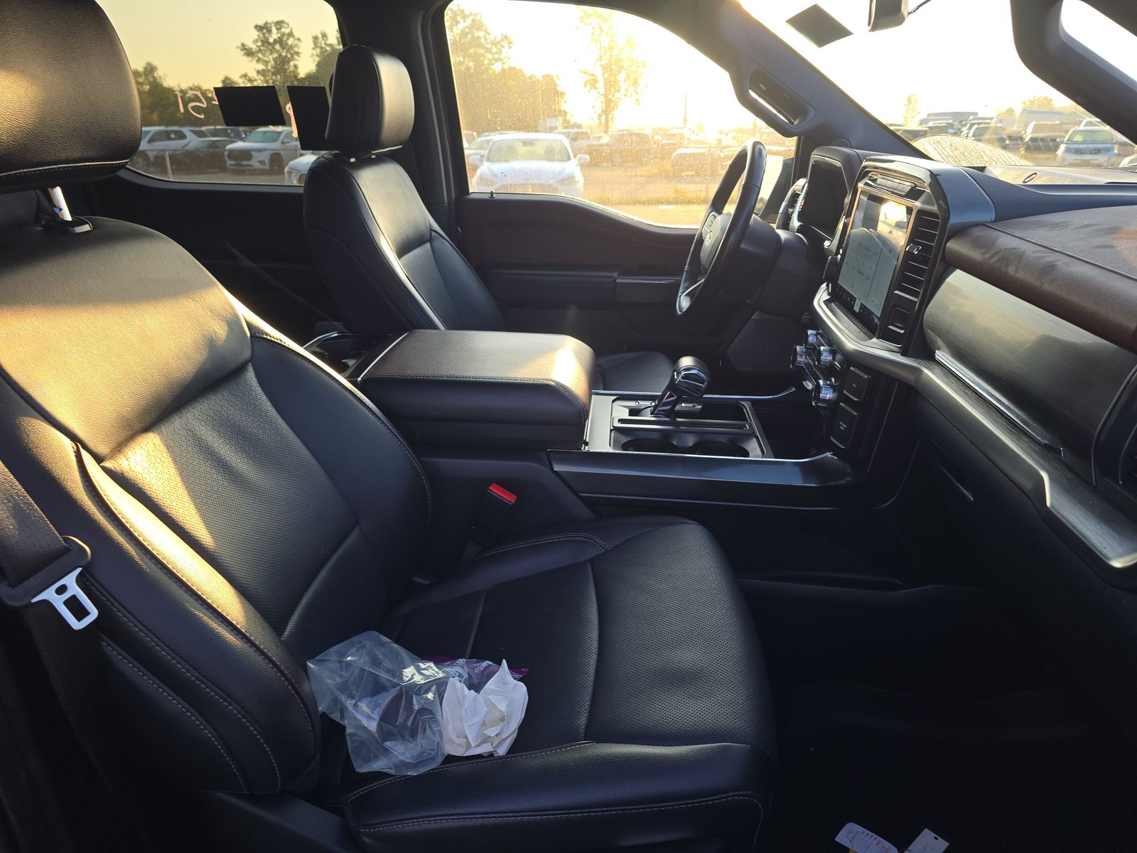 2022 Ford F-150 Hybrid Lariat AWD