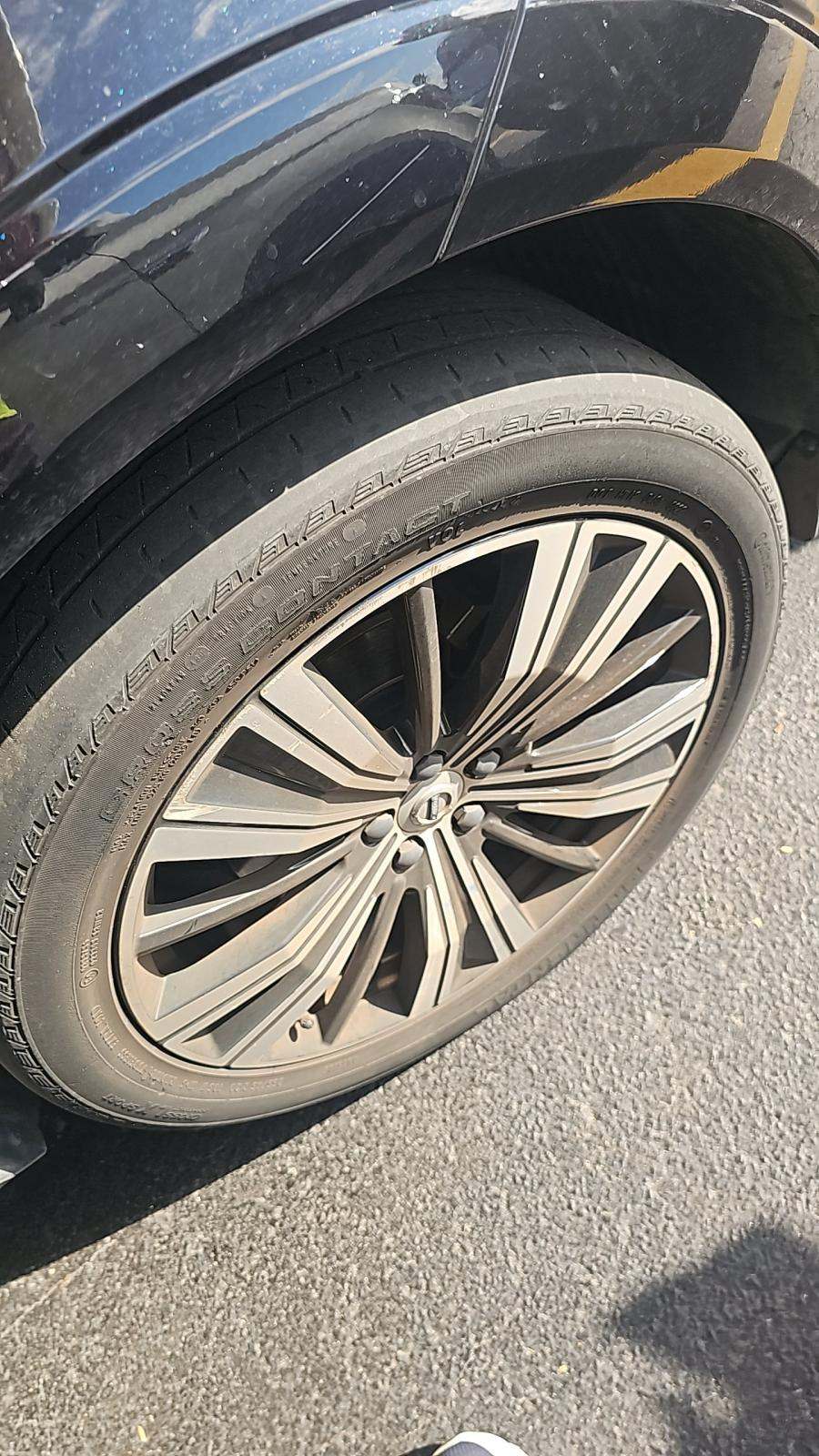 2022 Volvo XC60 B5 Inscription FWD