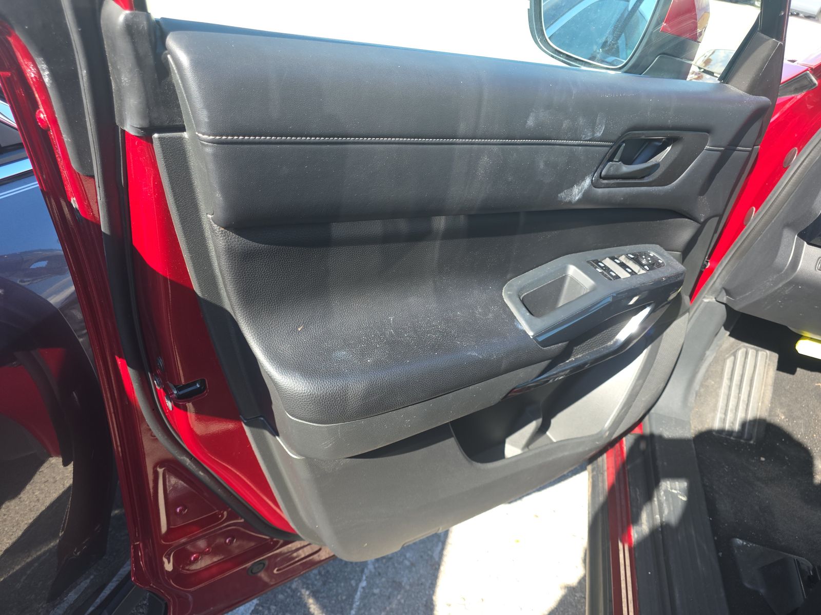 2025 Nissan Pathfinder SV AWD