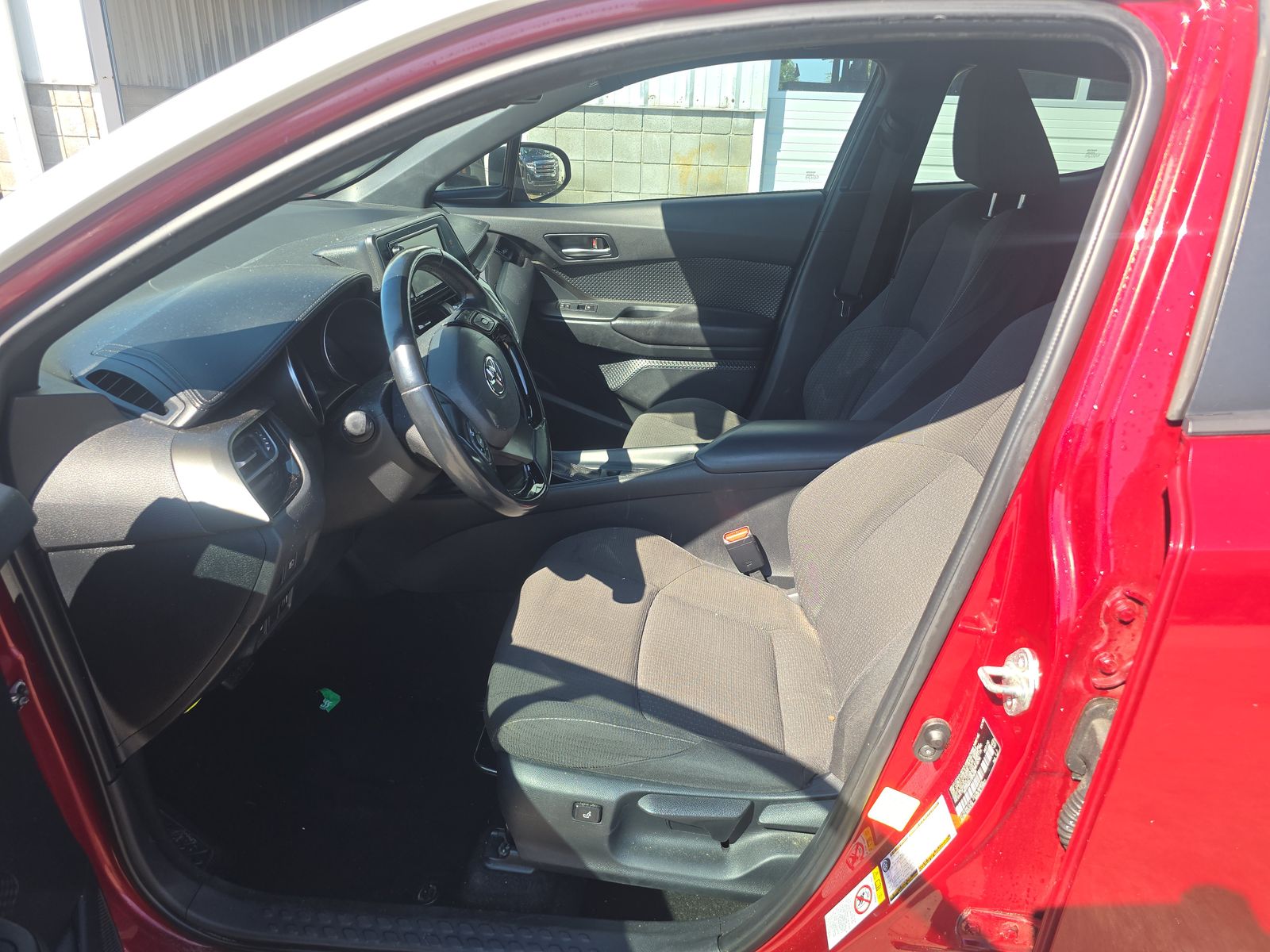 2018 Toyota C-HR XLE Premium FWD