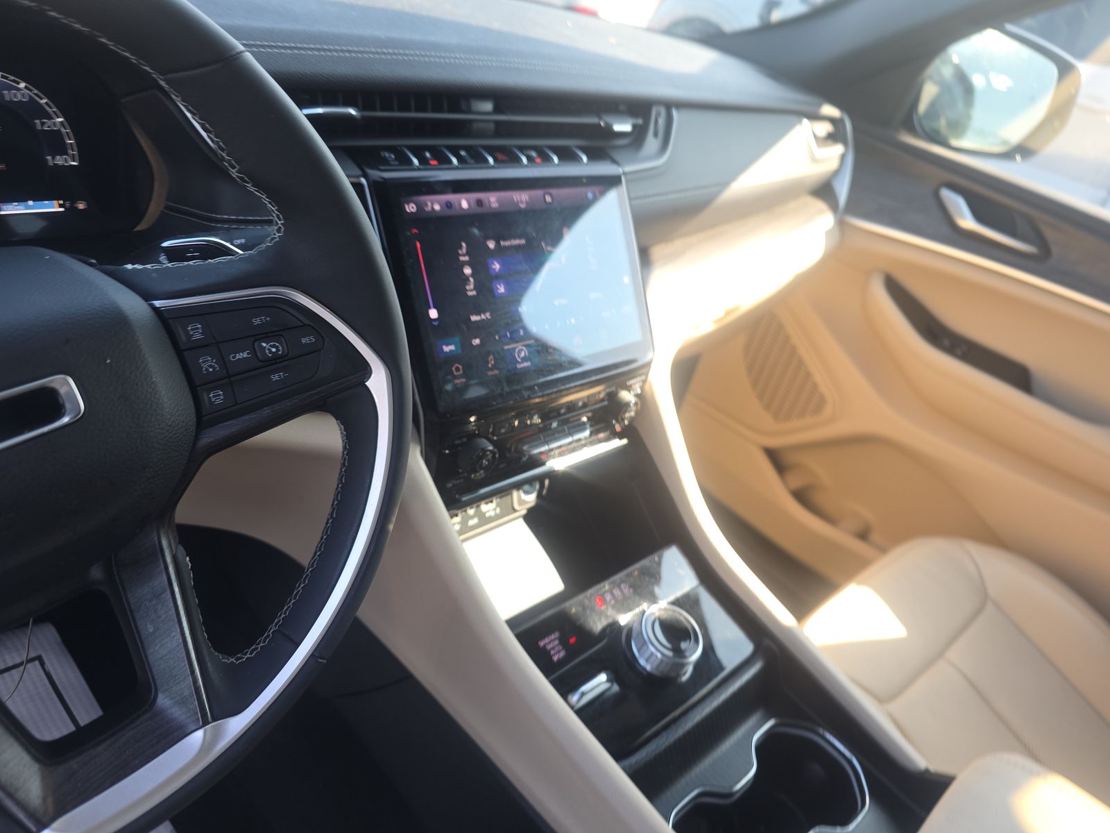 2024 Jeep Grand Cherokee Limited AWD