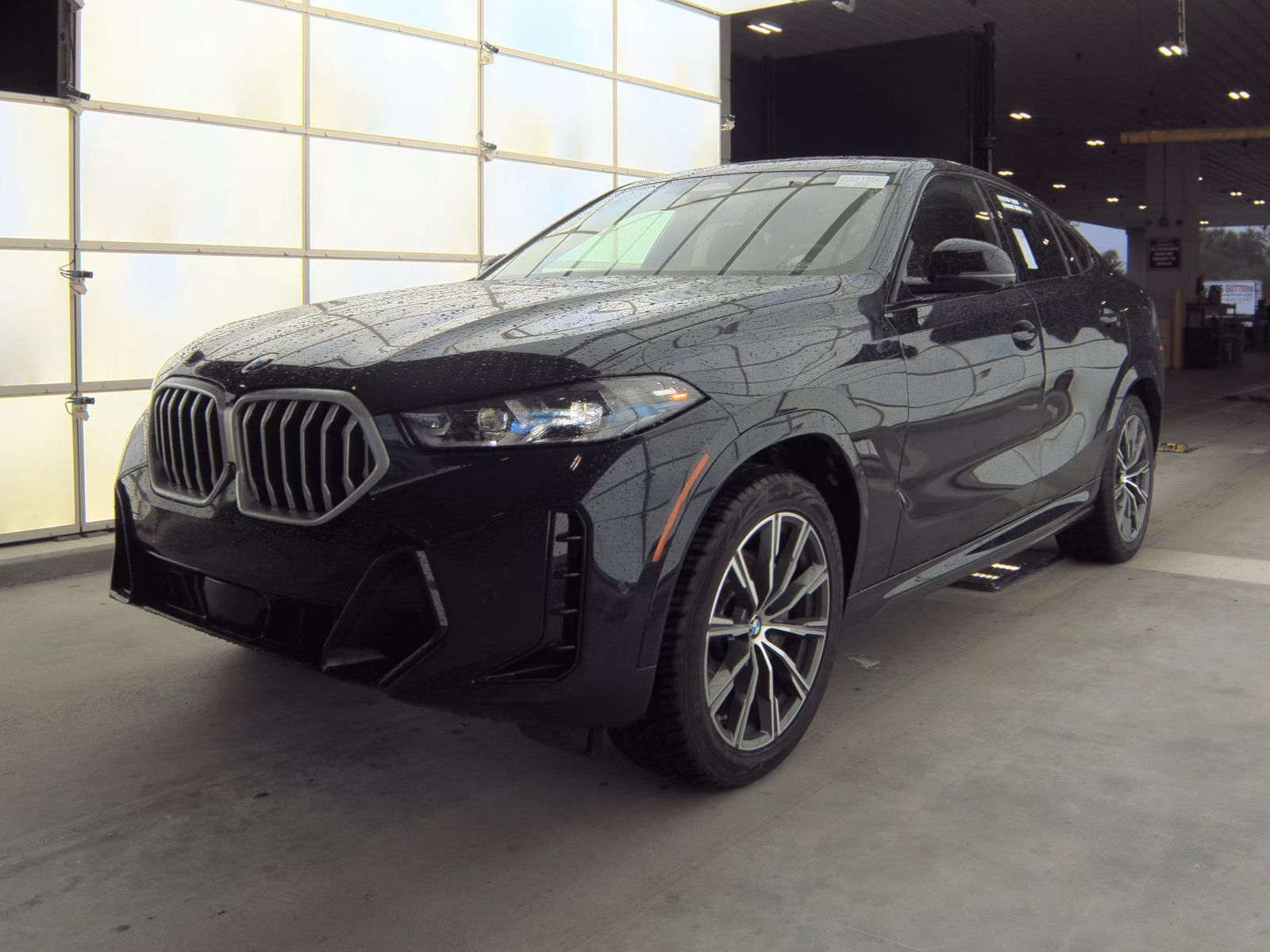 2024 BMW X6 Sports Activity Coupe xDrive40i