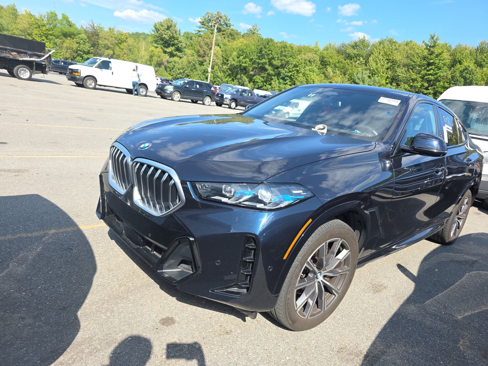 2025 BMW X6 Sports Activity Coupe xDrive40i
