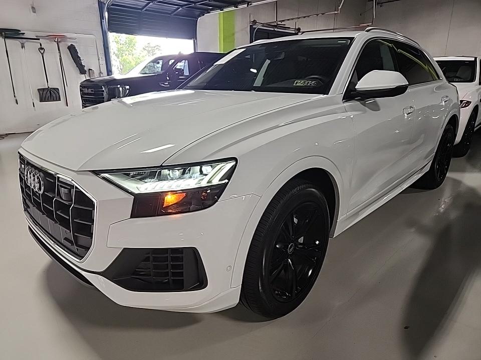 2023 Audi Q8 Premium Plus