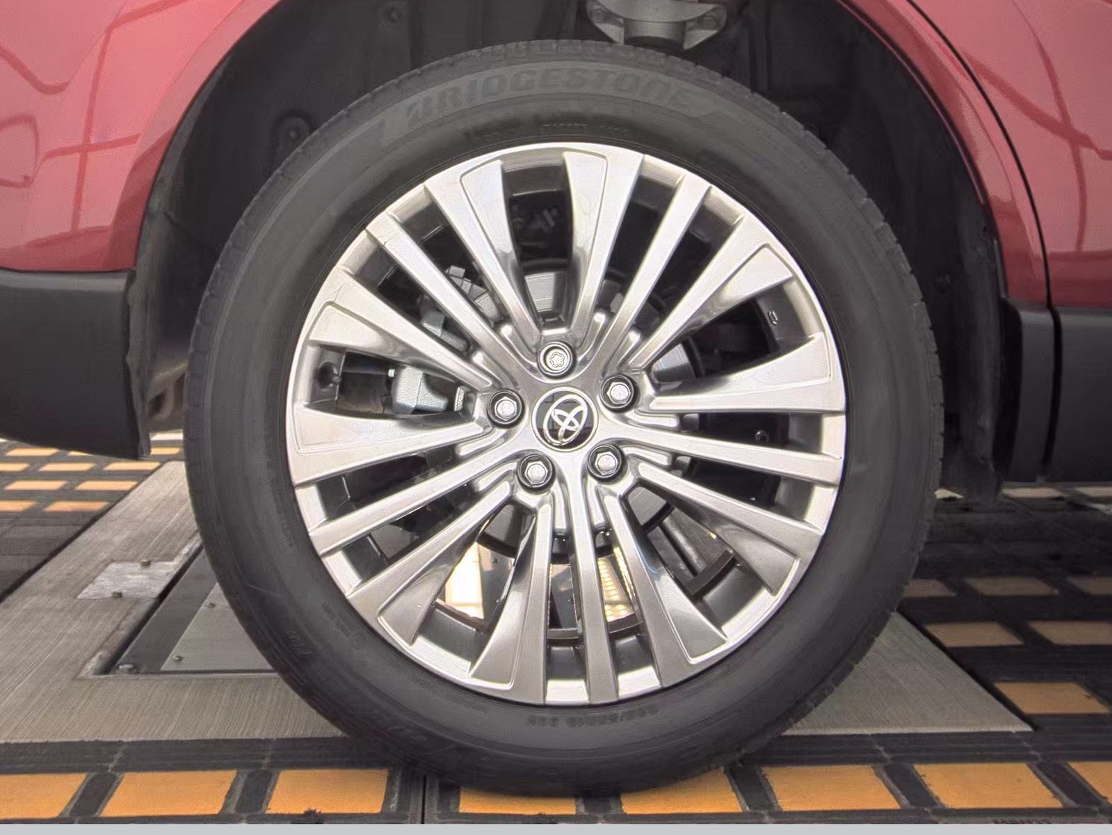 2024 Toyota Venza XLE AWD