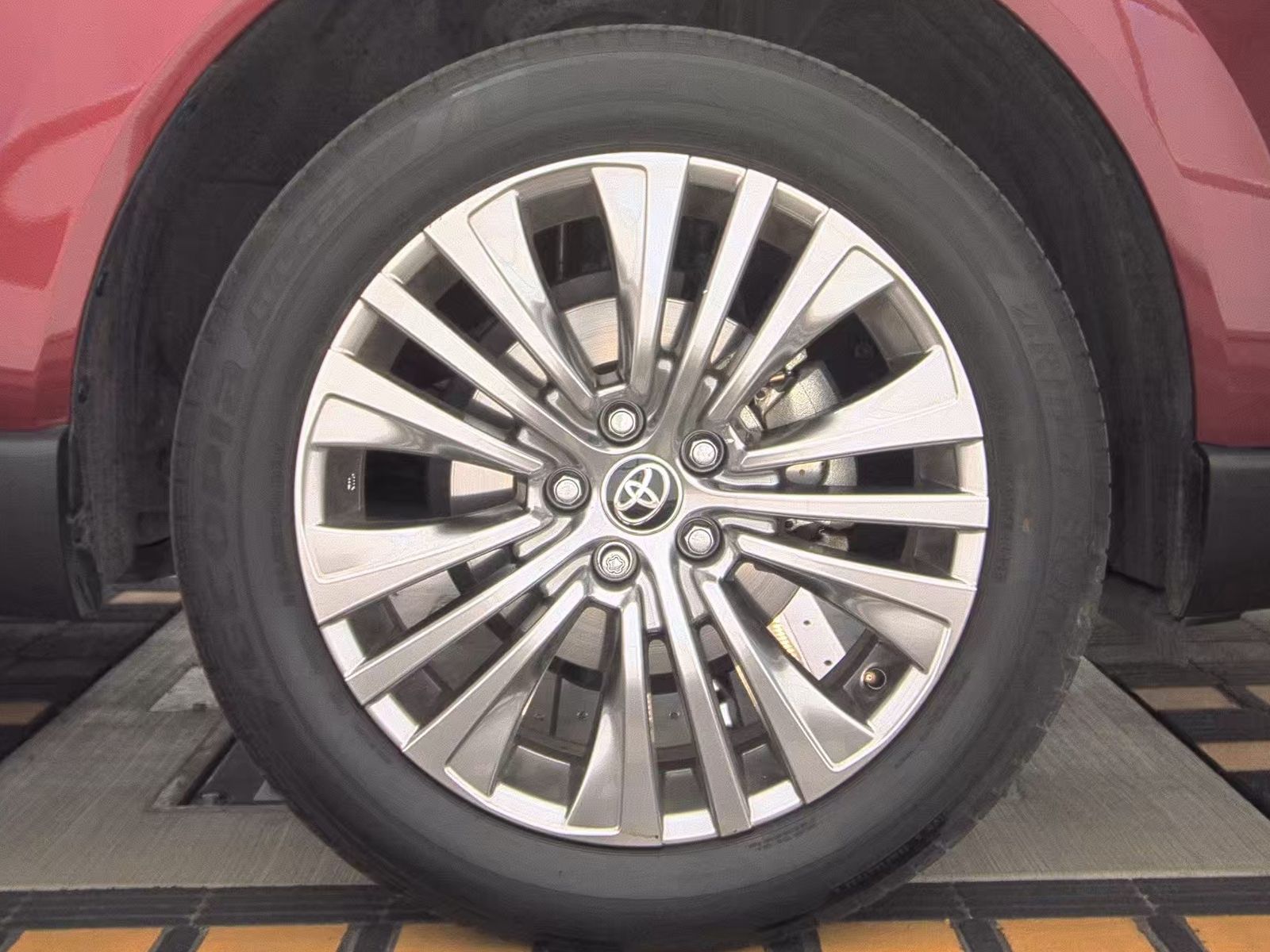 2024 Toyota Venza XLE AWD