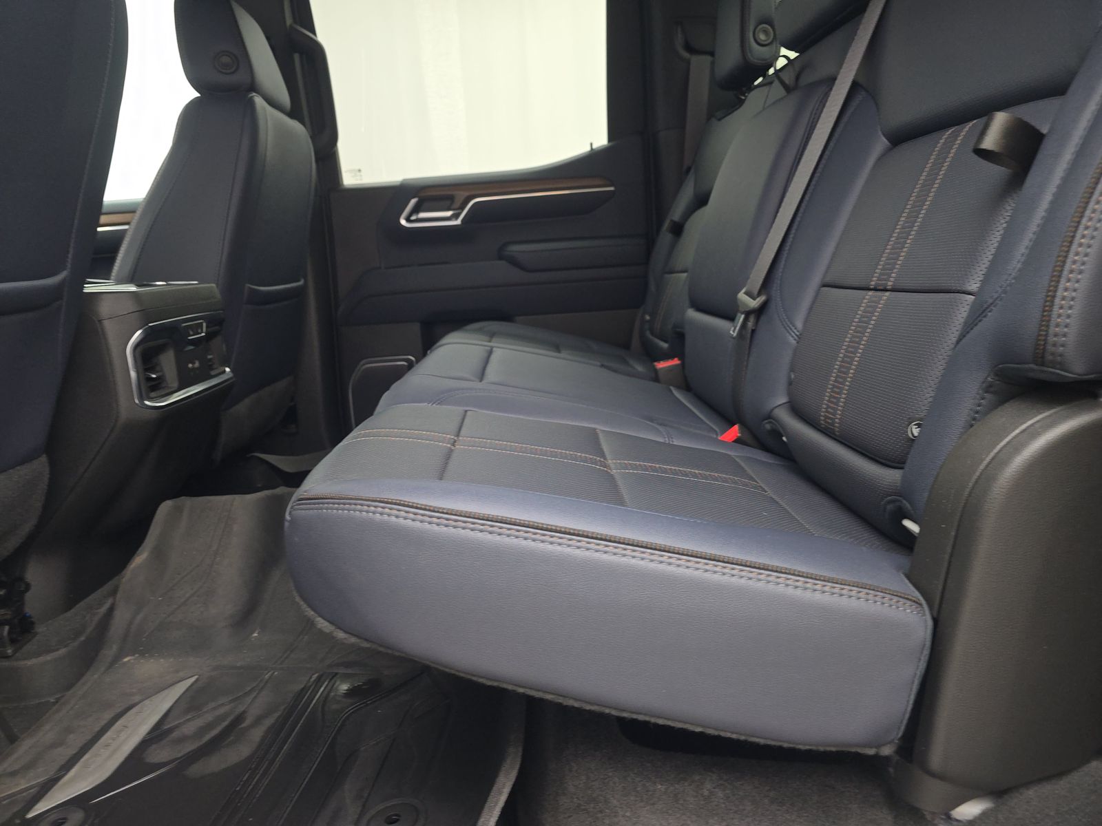 2022 Chevrolet Silverado 1500 High Country AWD