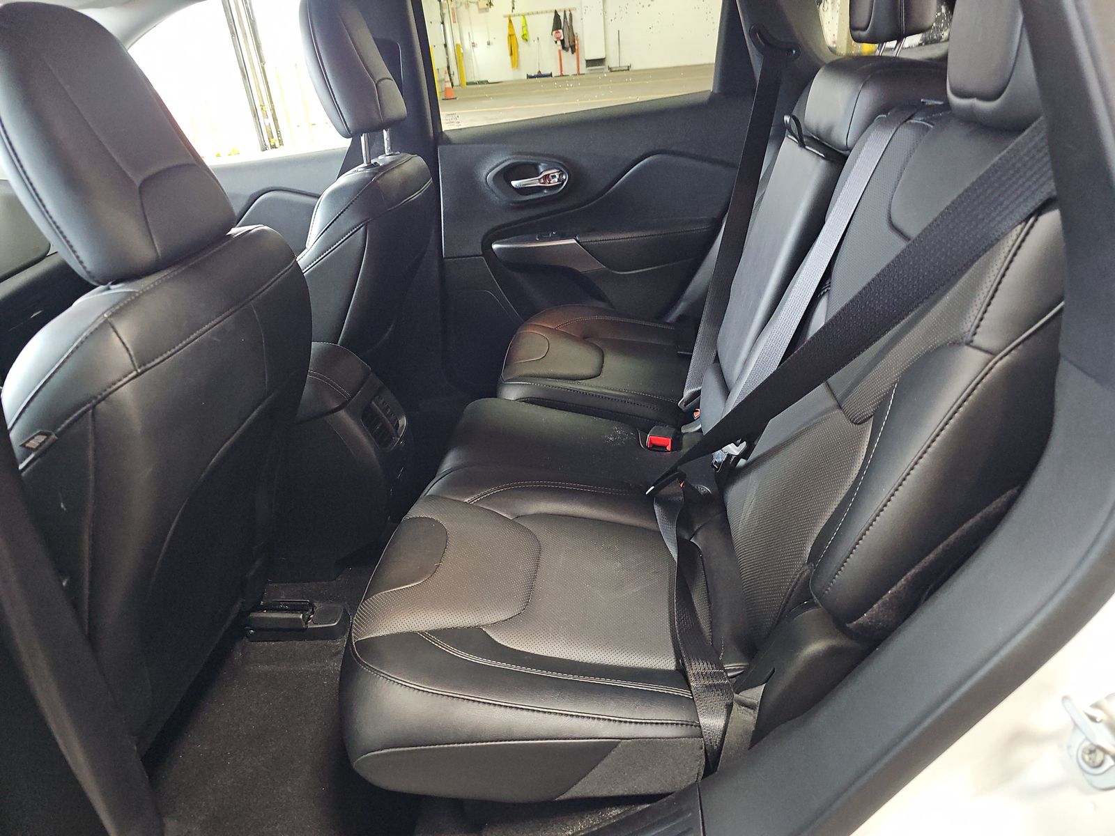 2022 Jeep Cherokee Limited AWD