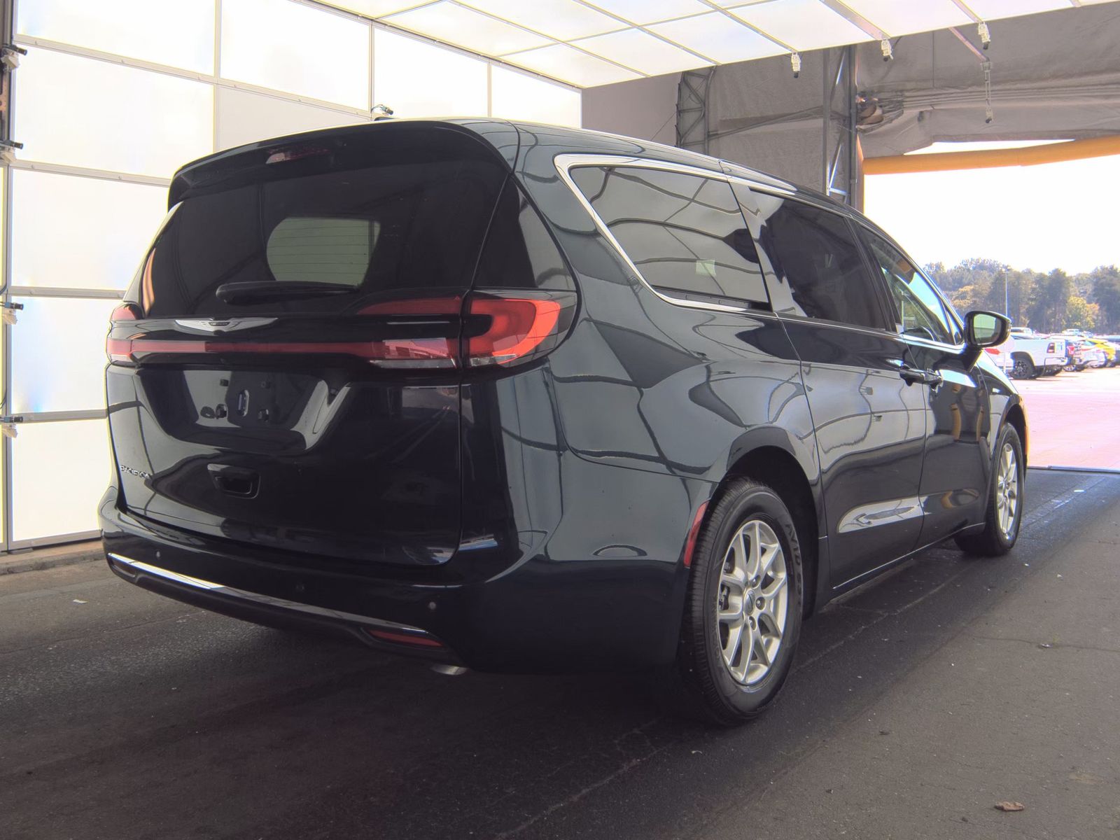 2024 Chrysler Pacifica Touring L FWD