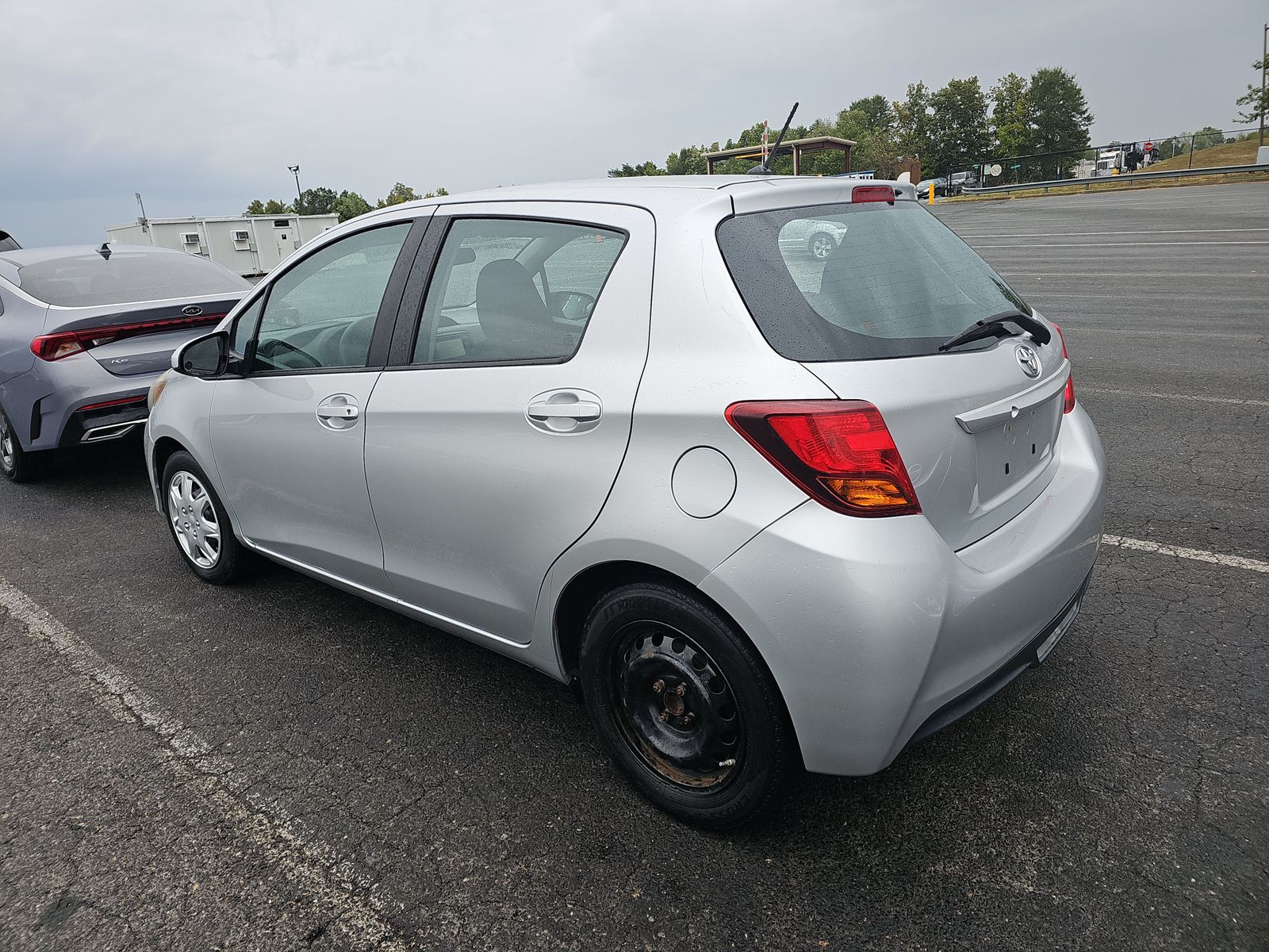 2017 Toyota Yaris L FWD