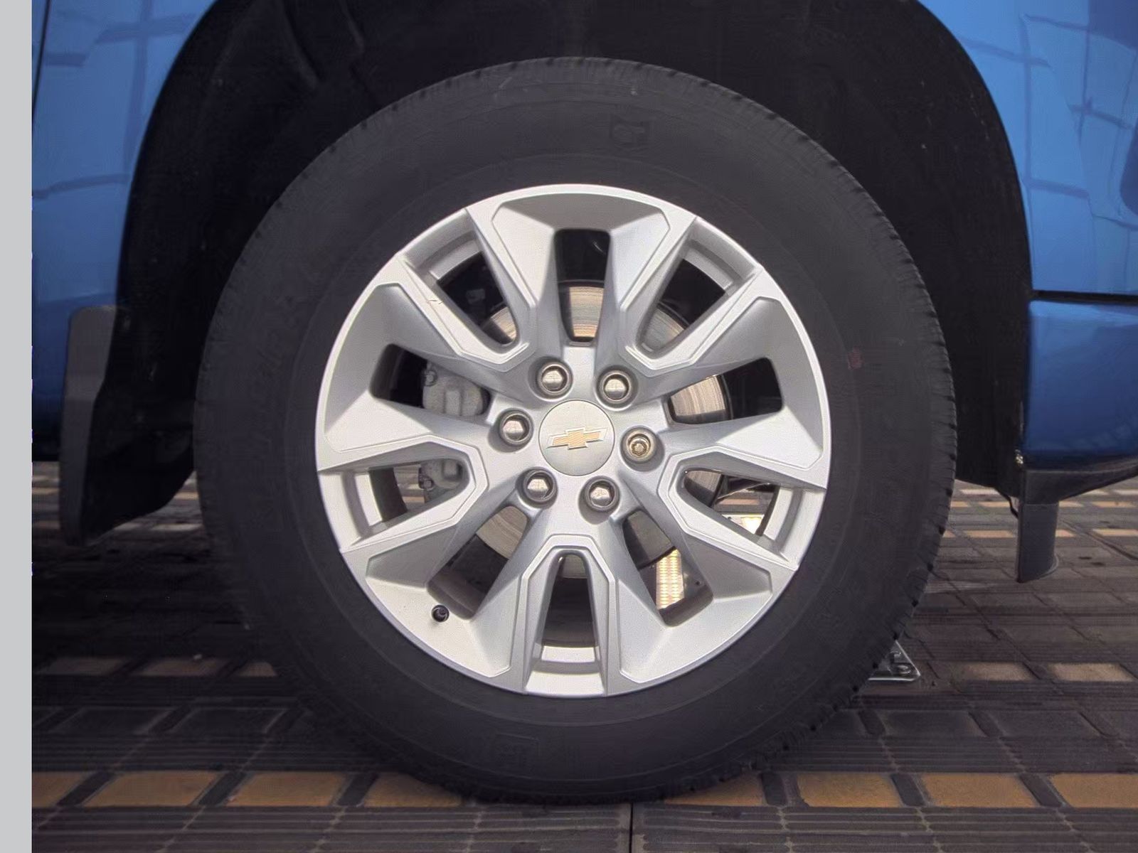 2022 Chevrolet Silverado 1500 Custom AWD