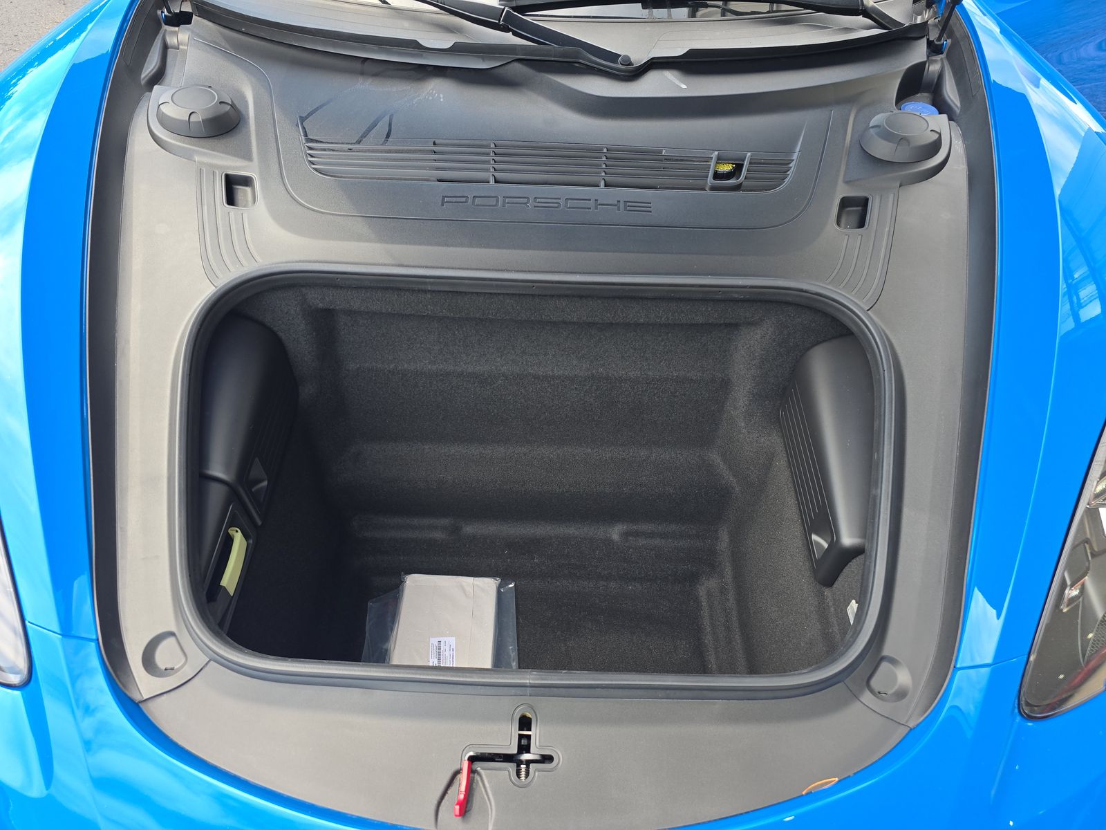 2025 Porsche 718 Cayman Base RWD