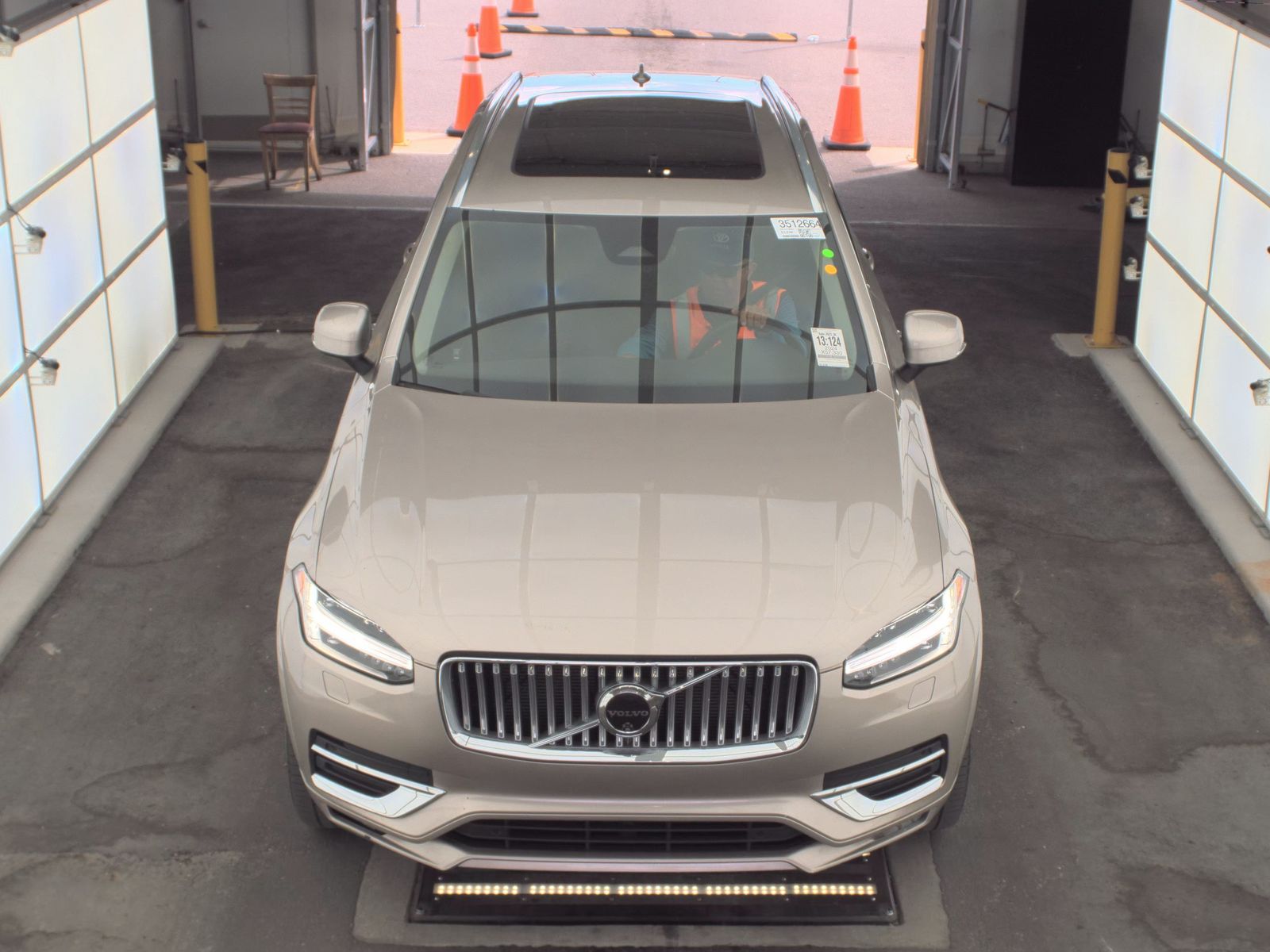 2024 Volvo XC90 B6 Plus AWD