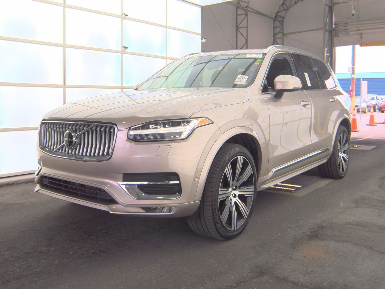2024 Volvo XC90 B6 Plus AWD