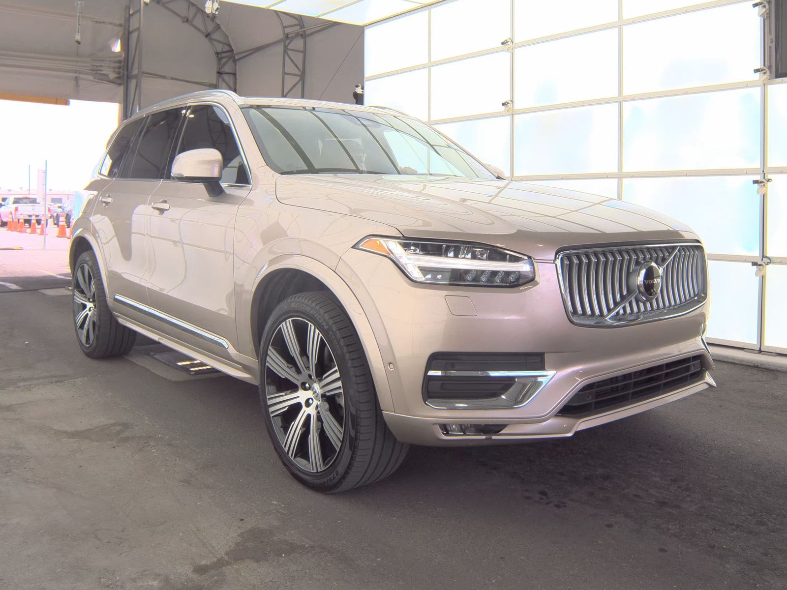 2024 Volvo XC90 B6 Plus AWD