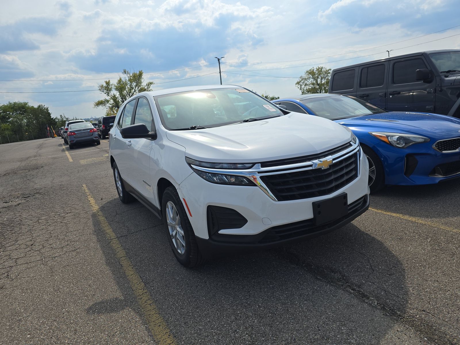 2023 Chevrolet Equinox LS AWD
