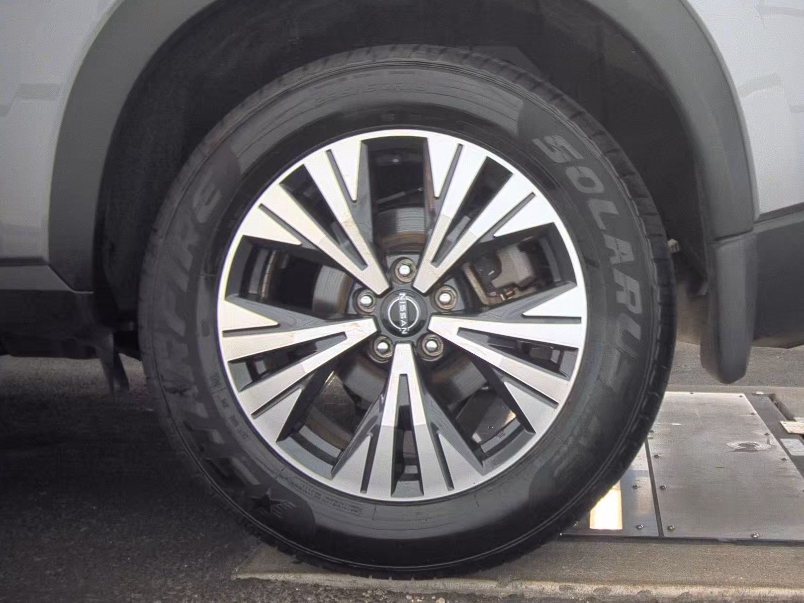 2023 Nissan Rogue SV FWD